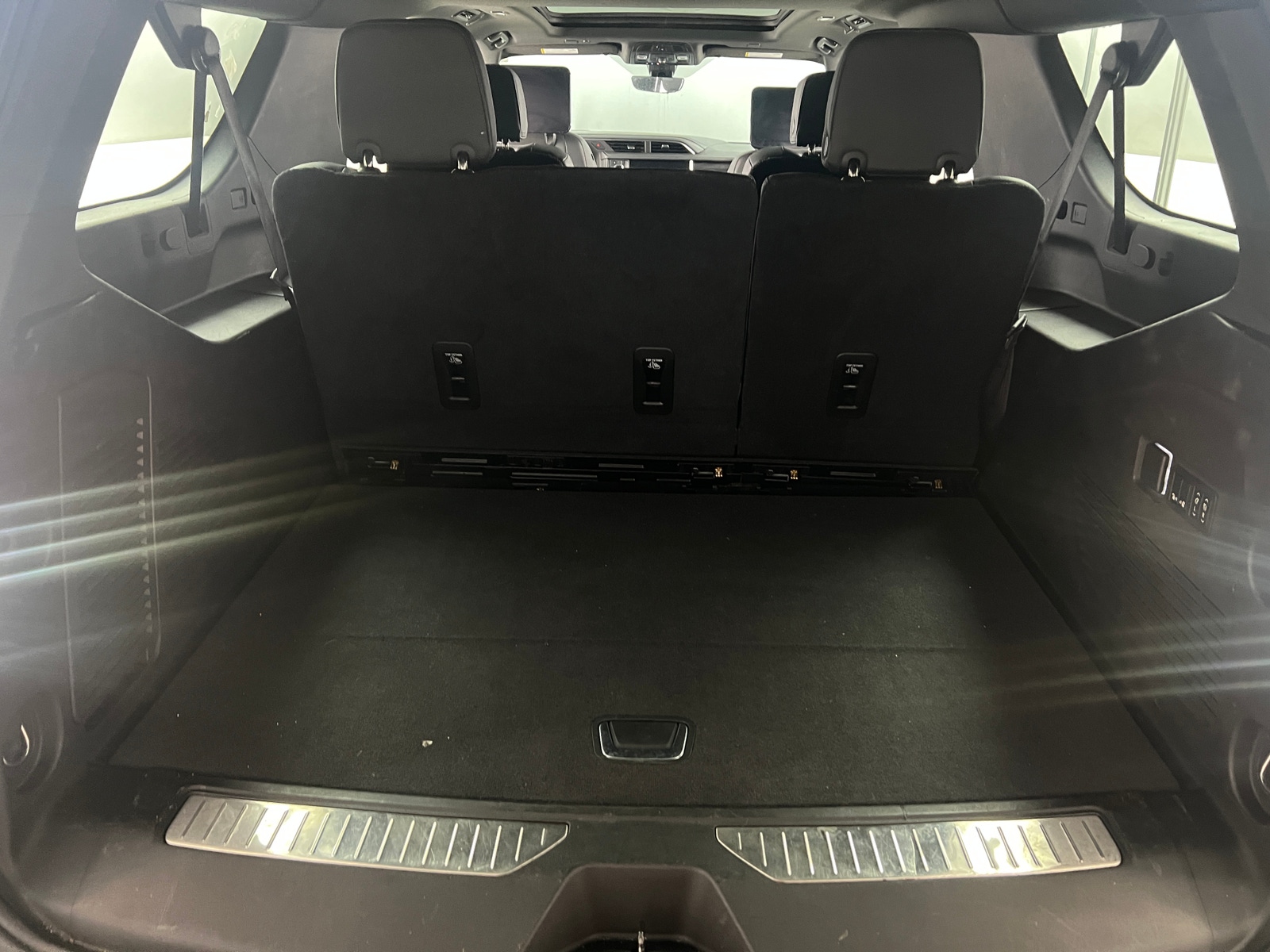 Thumbnail: 2021 GMC Yukon XL - 6