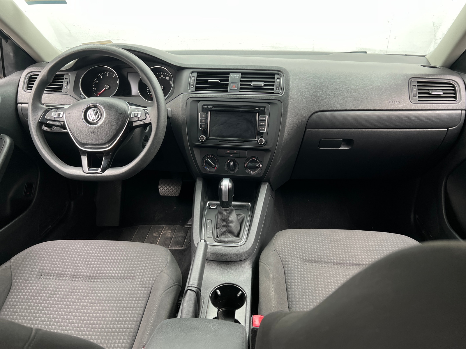 Thumbnail: 2015 Volkswagen Jetta - 3