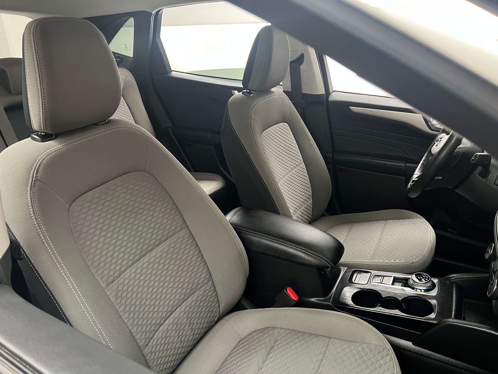 Thumbnail: 2021 Ford Escape - 2