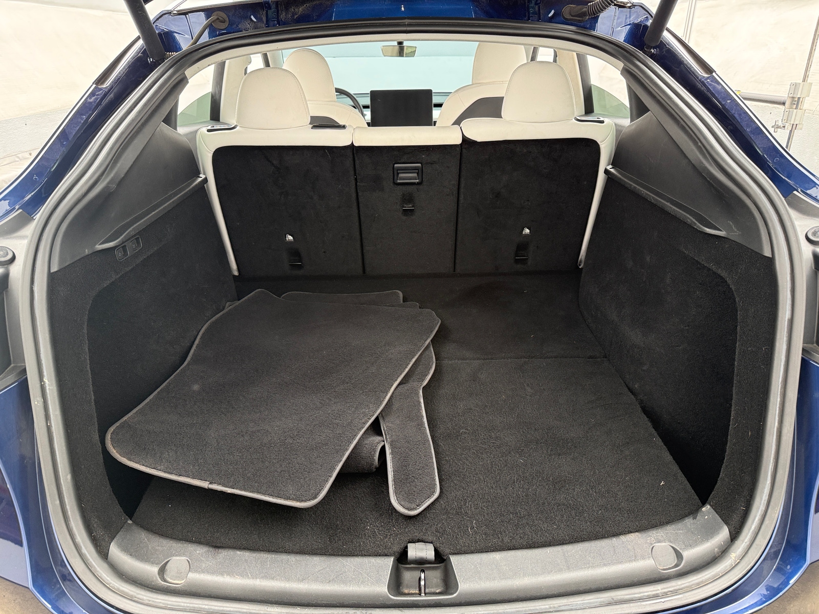 Thumbnail: 2023 Tesla Model Y - 6