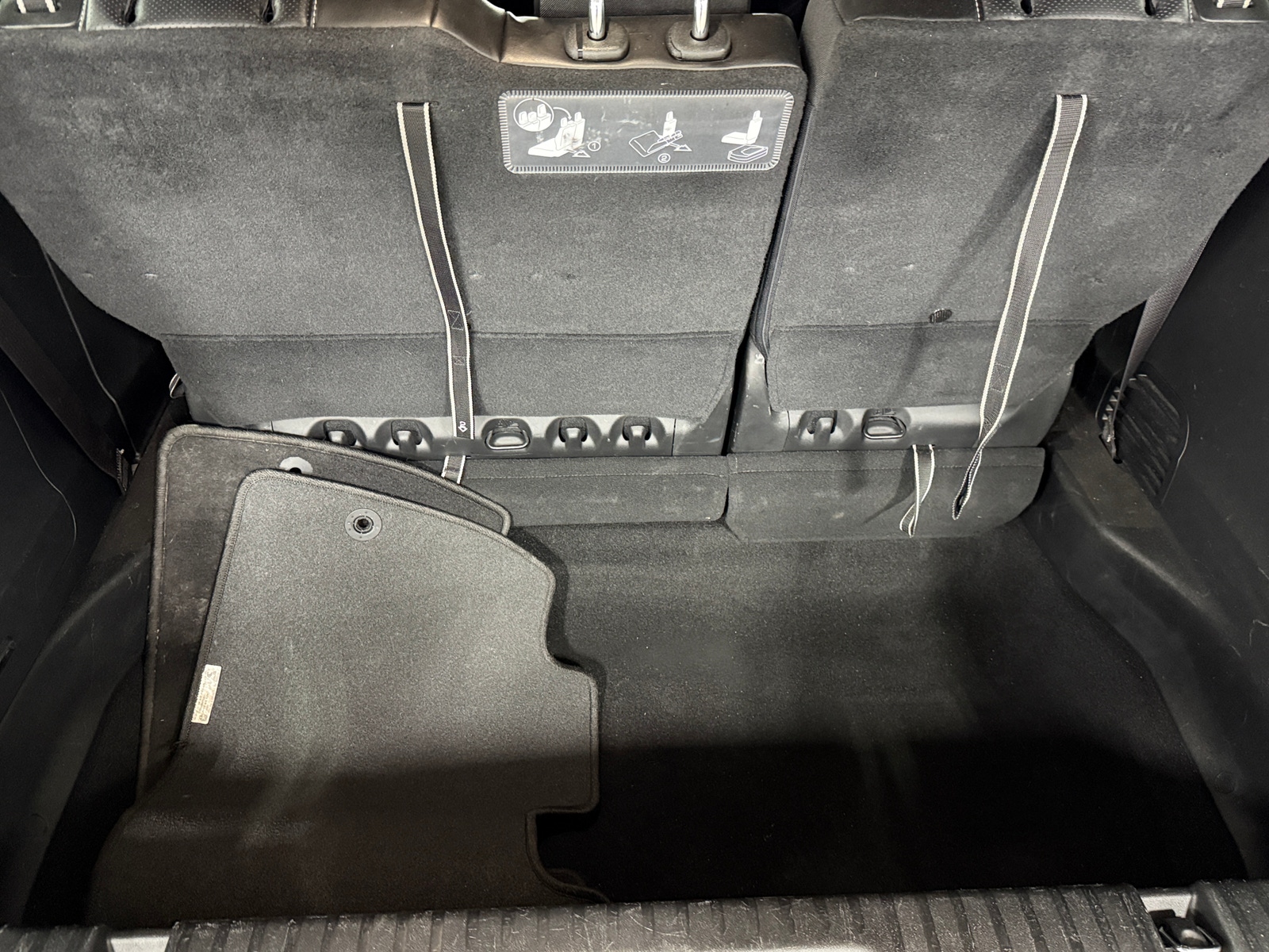 Thumbnail: 2021 Chrysler Pacifica - 6