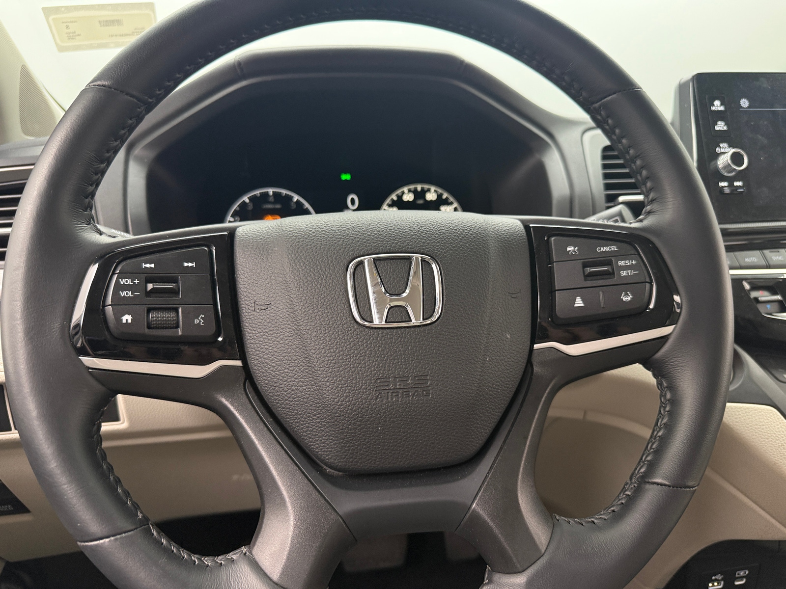 Thumbnail: 2025 Honda Odyssey - 4