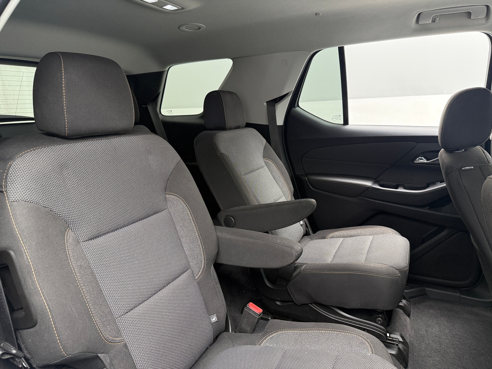 Thumbnail: 2020 Chevrolet Traverse - 6