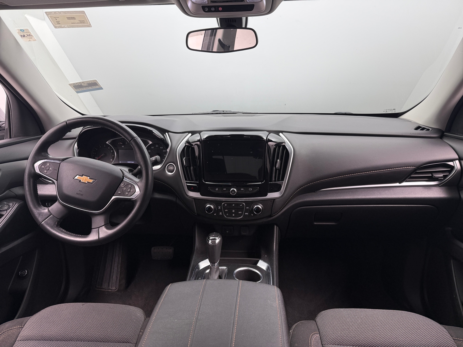 Thumbnail: 2020 Chevrolet Traverse - 3