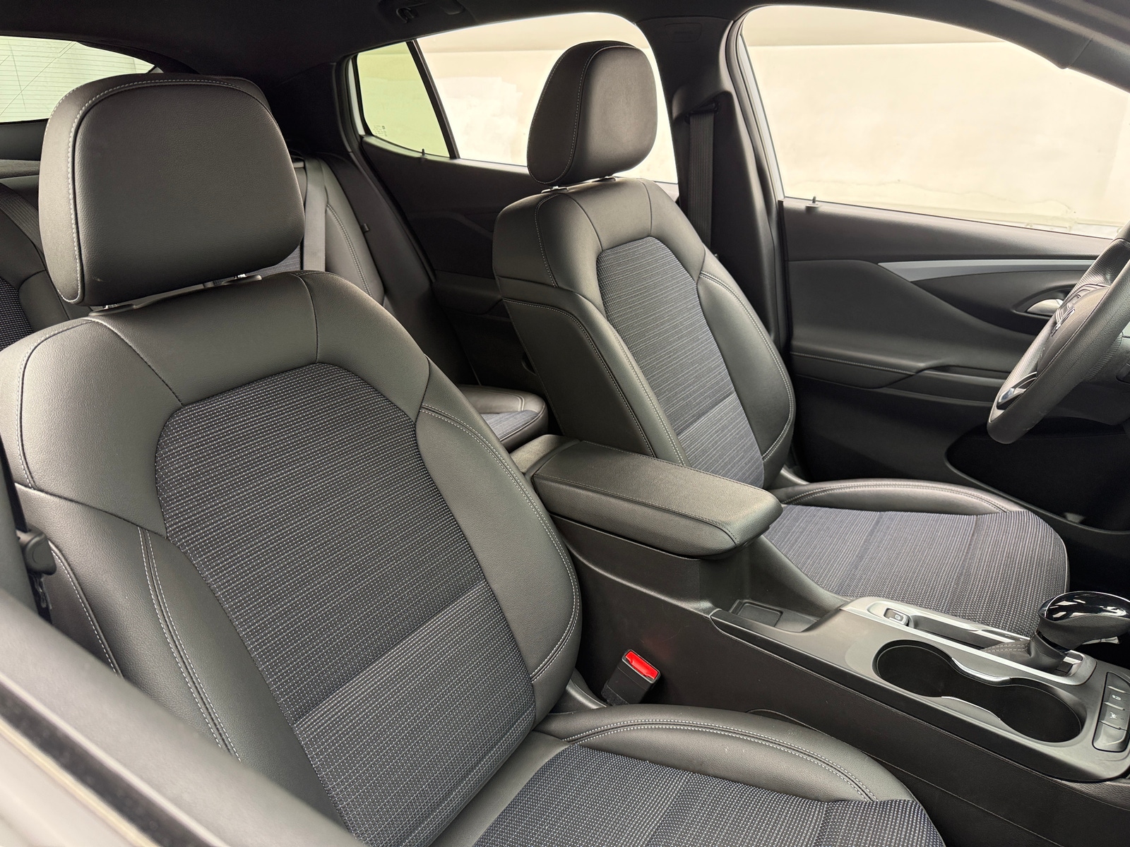 Thumbnail: 2025 Buick Envista - 2