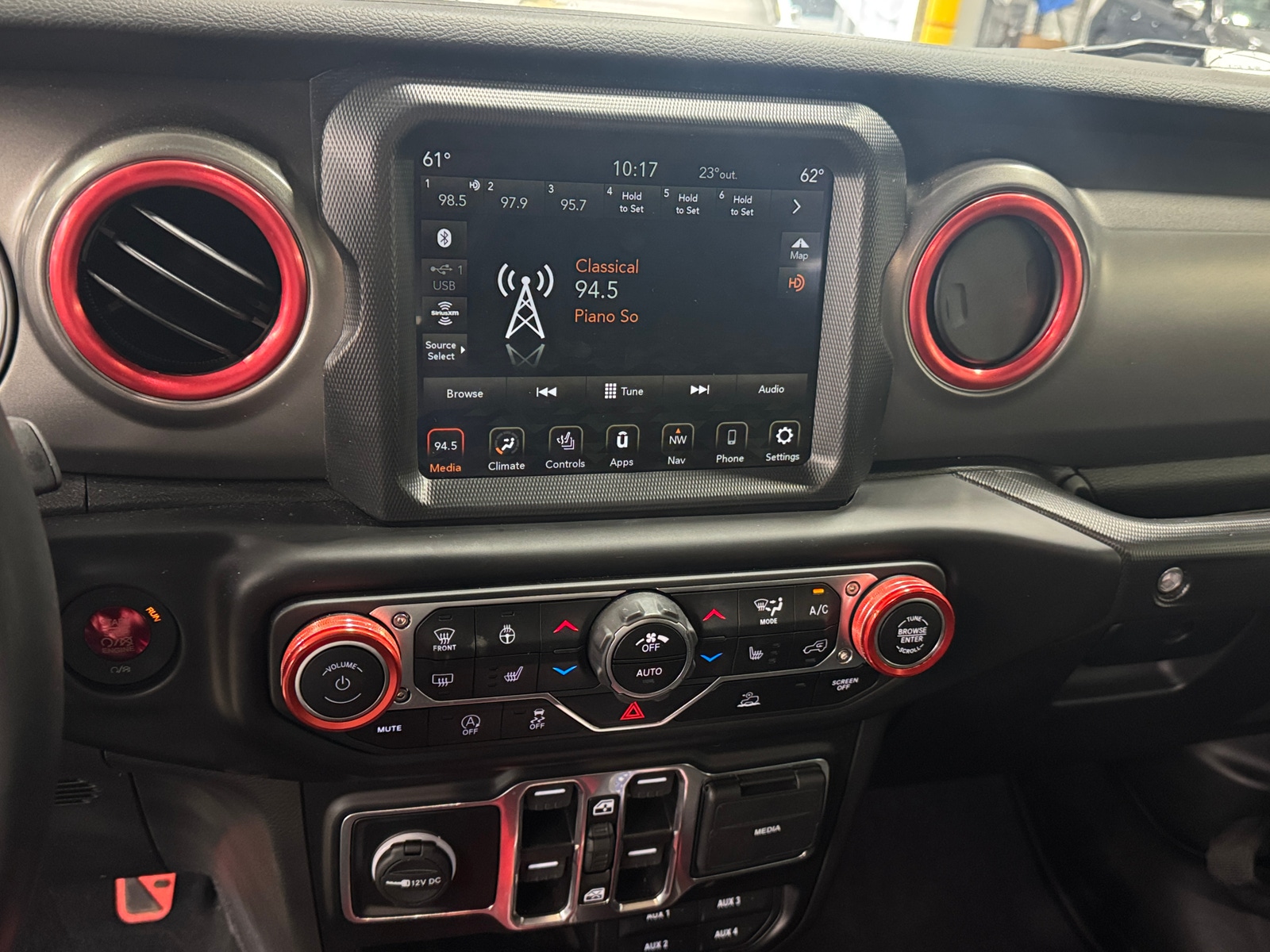 Thumbnail: 2023 Jeep Wrangler - 4