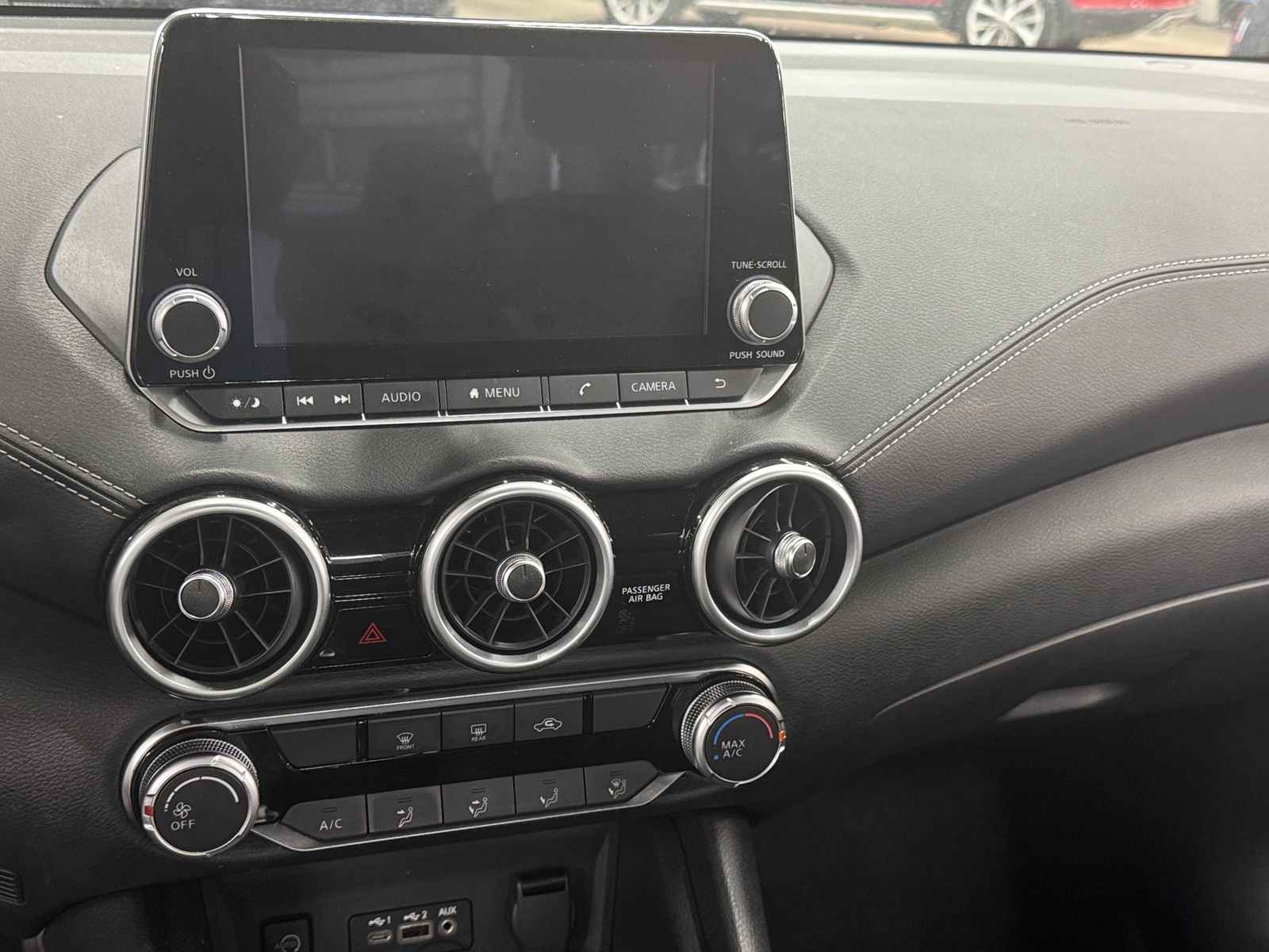 Thumbnail: 2025 Nissan Sentra - 4