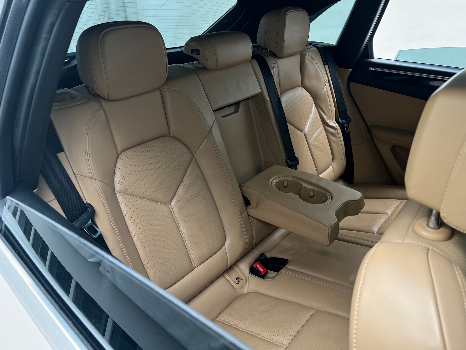 Thumbnail: 2018 Porsche Macan - 6