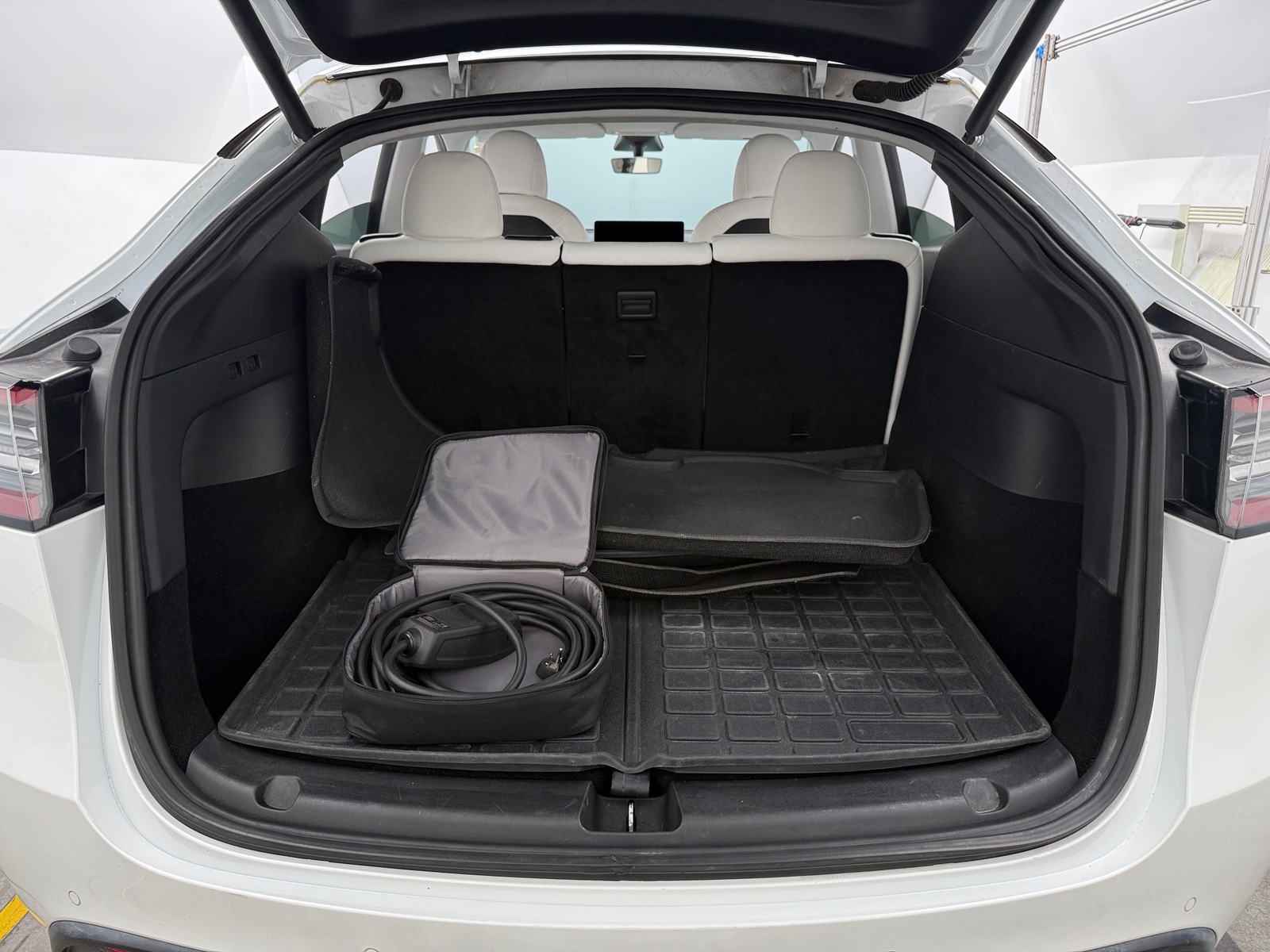 Thumbnail: 2020 Tesla Model Y - 6