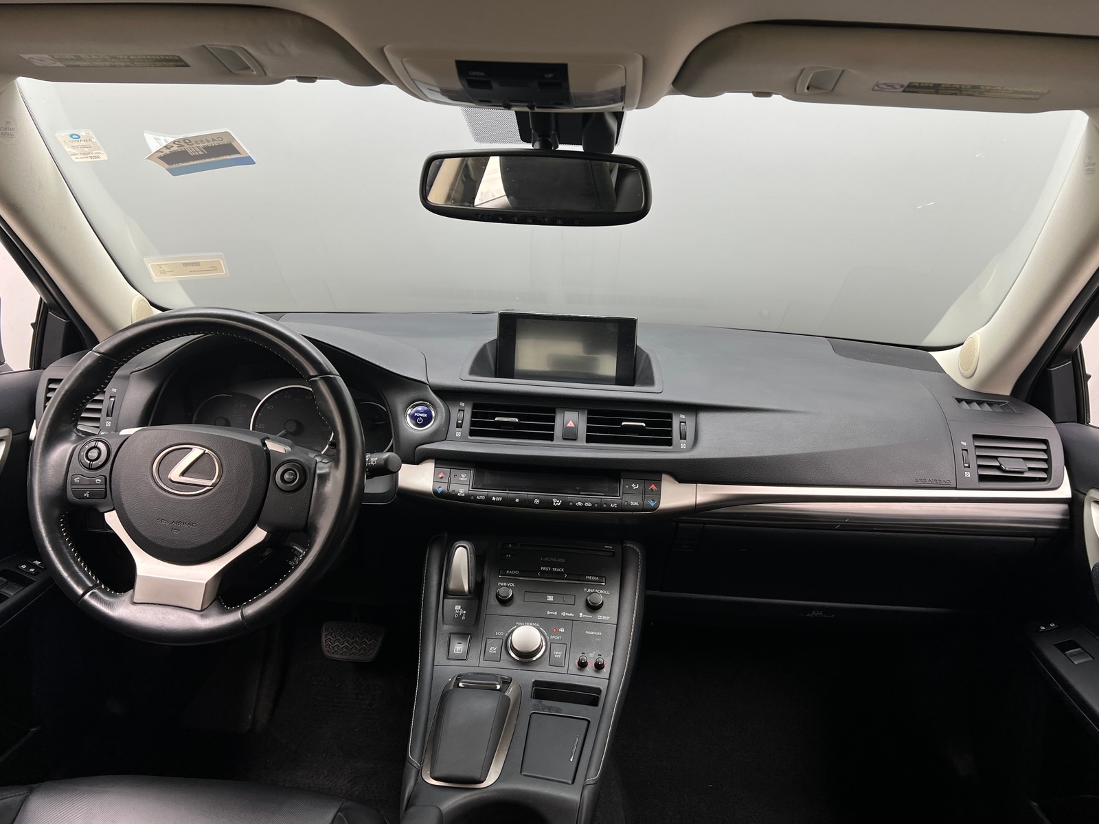 Thumbnail: 2016 Lexus CT - 2