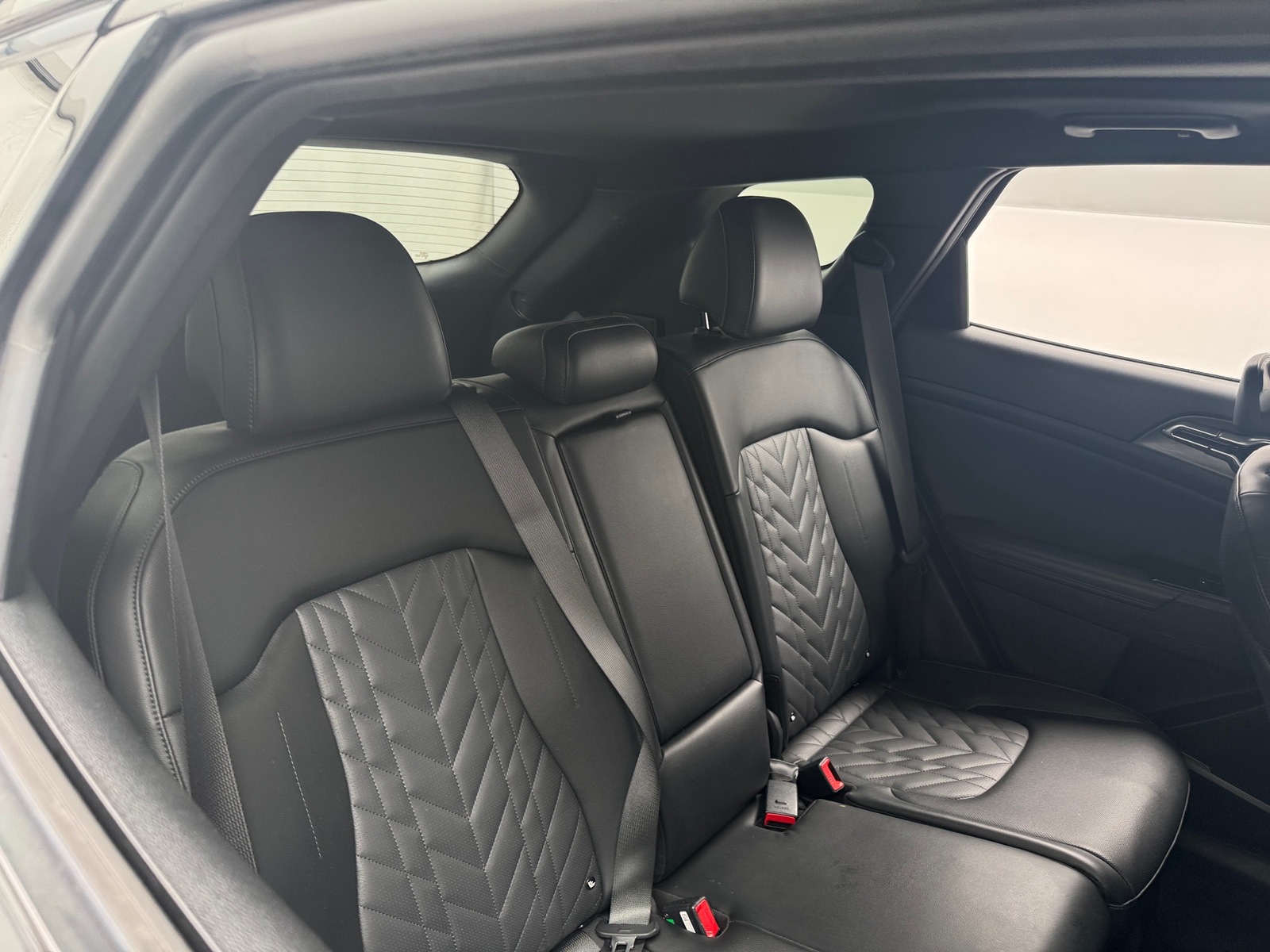 Thumbnail: 2023 Kia Sportage - 5