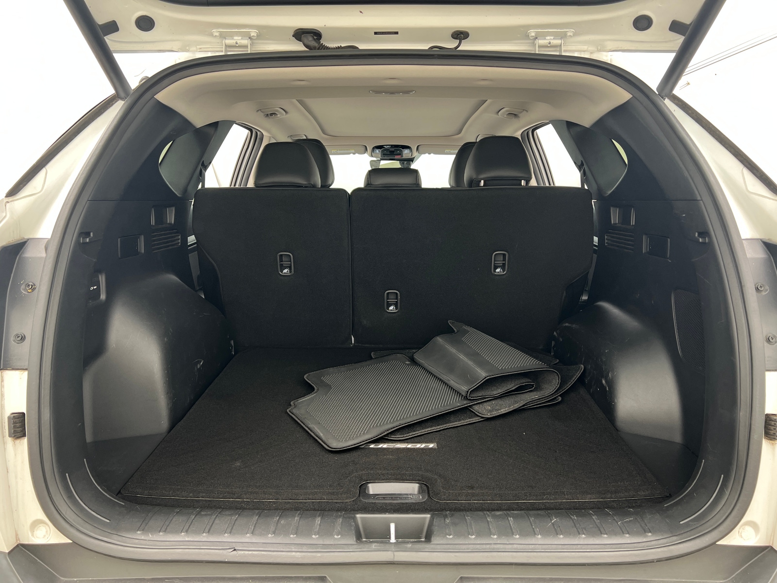 Thumbnail: 2023 Hyundai Tucson - 6