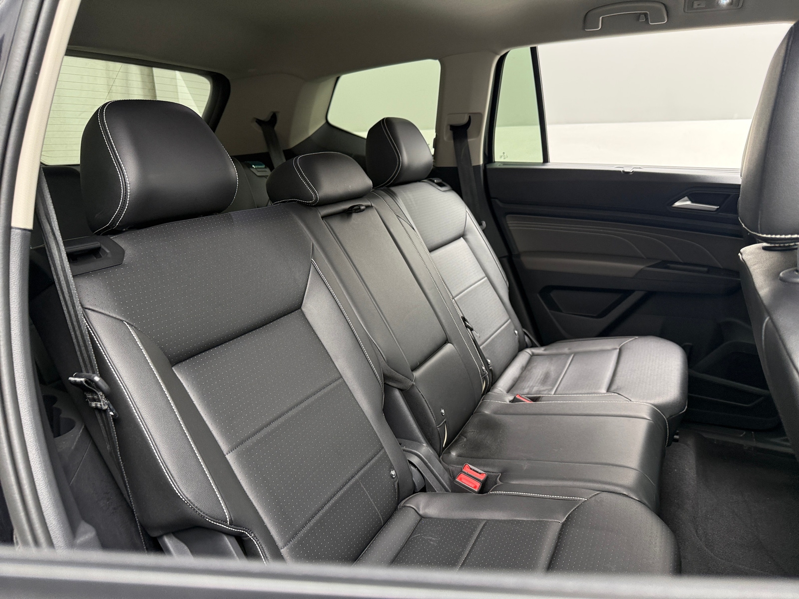 Thumbnail: 2022 Volkswagen Atlas - 5