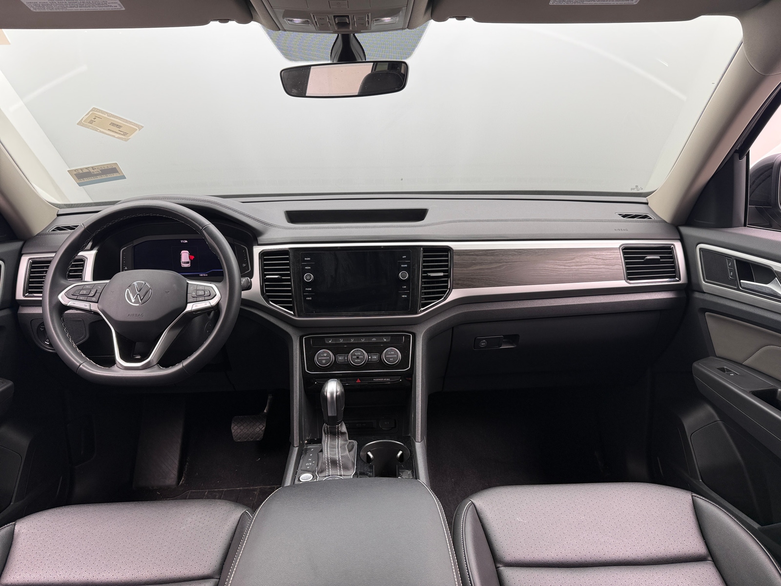 Thumbnail: 2022 Volkswagen Atlas - 2