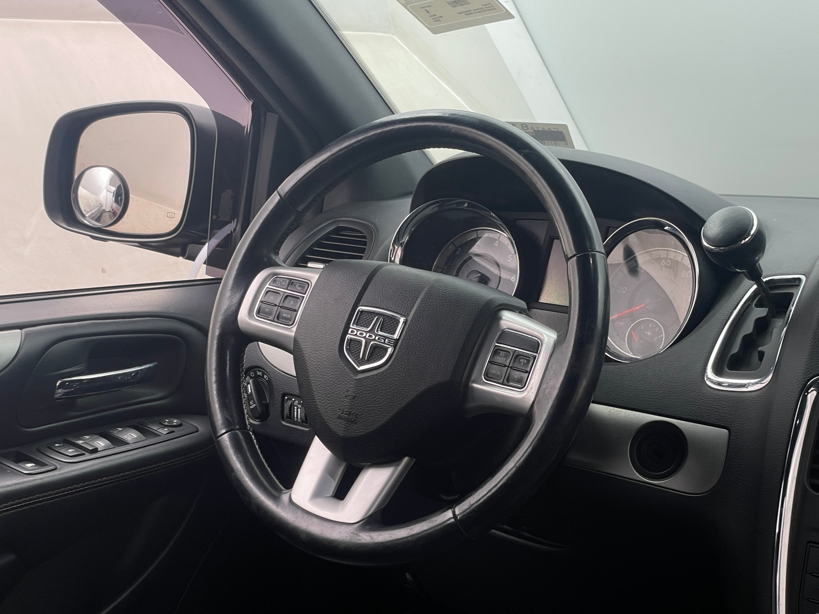 Thumbnail: 2020 Dodge Grand Caravan - 4