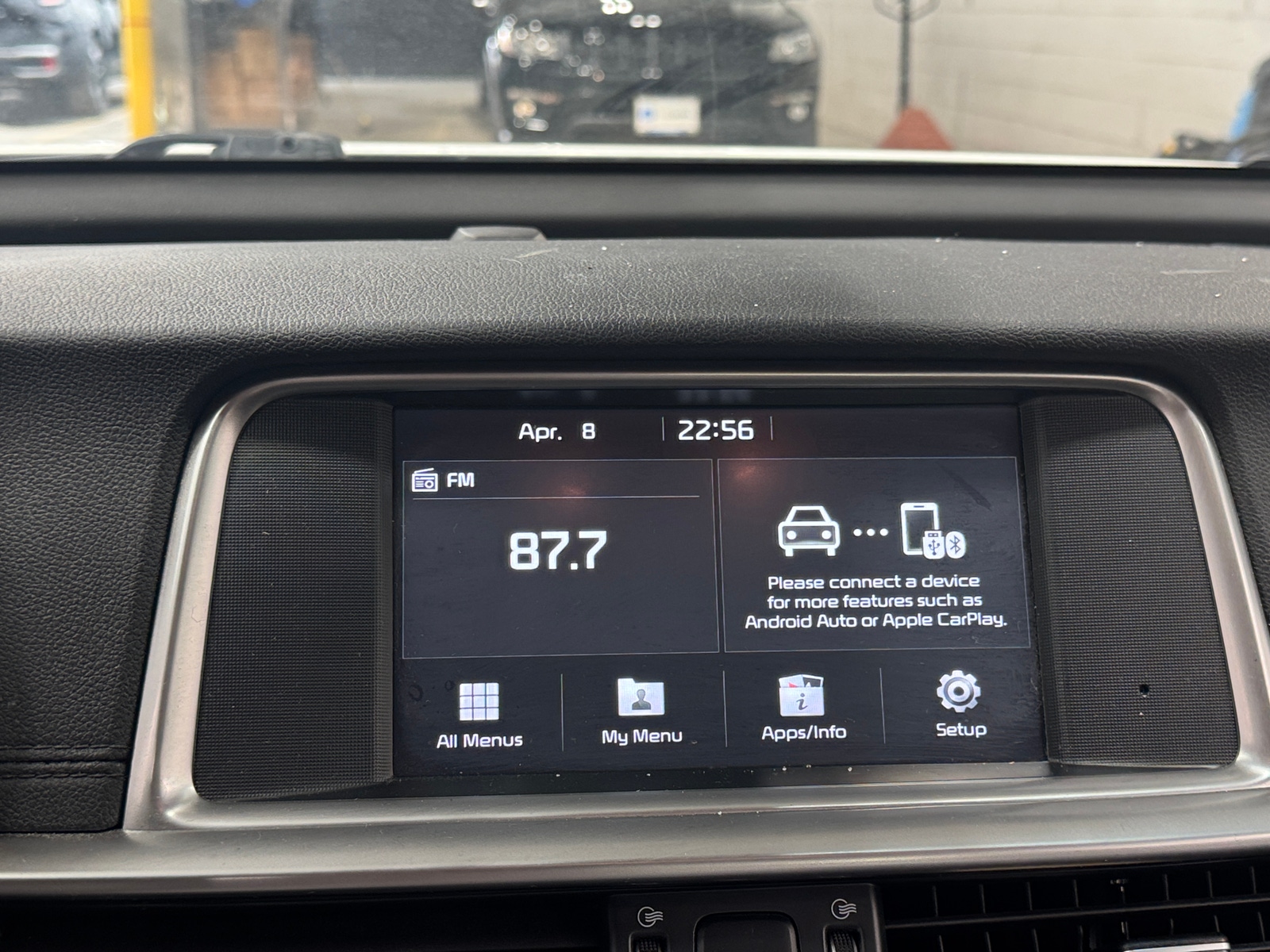 Thumbnail: 2019 Kia Optima - 4