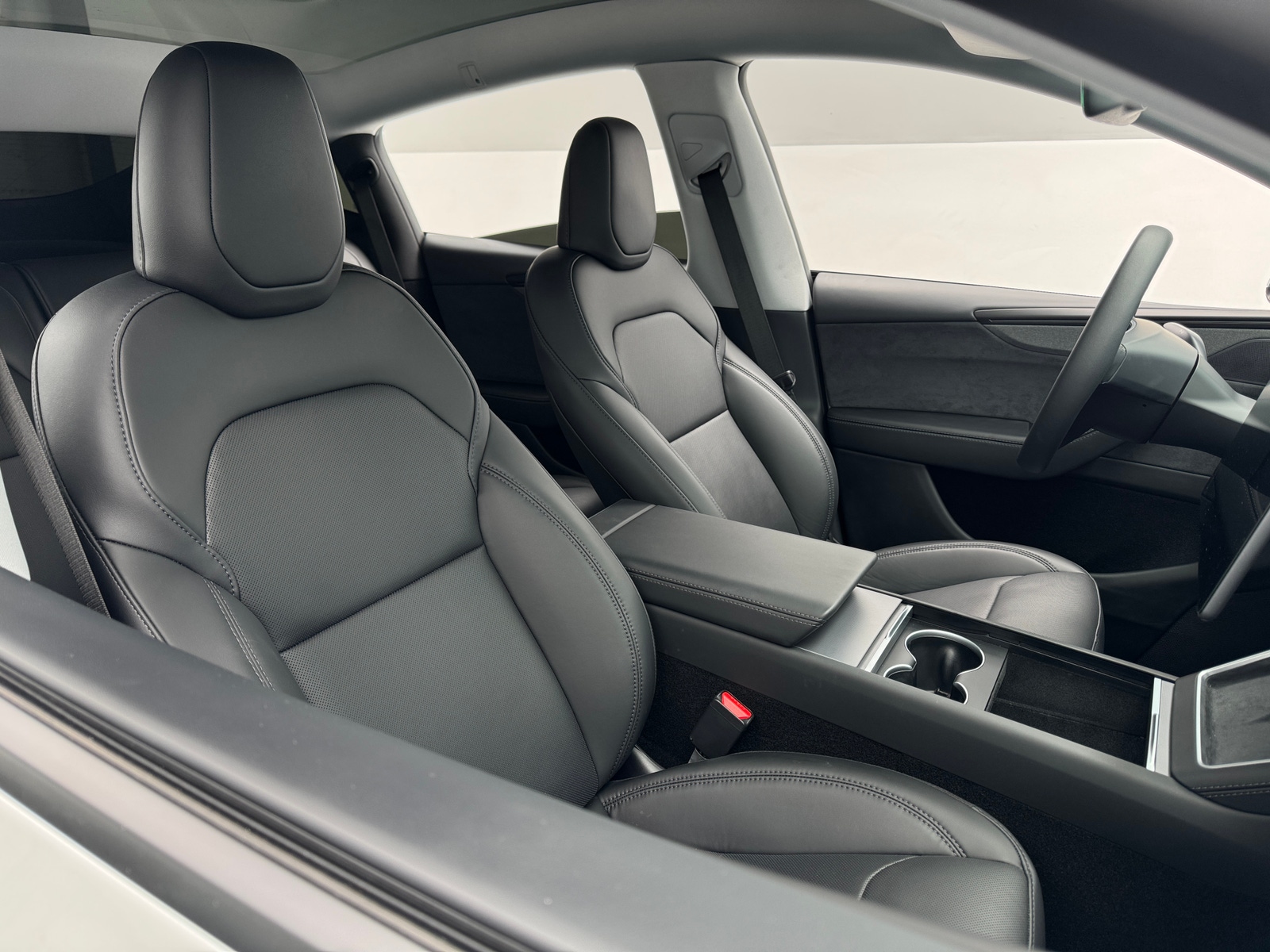 Thumbnail: 2026 Tesla Model Y - 2