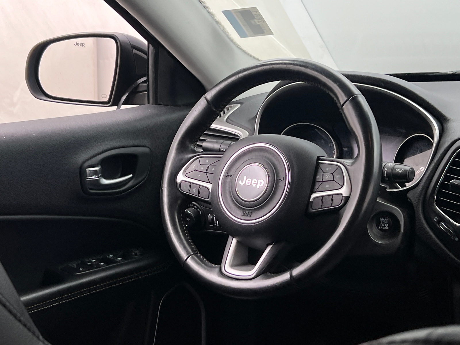 Thumbnail: 2018 Jeep Compass - 5