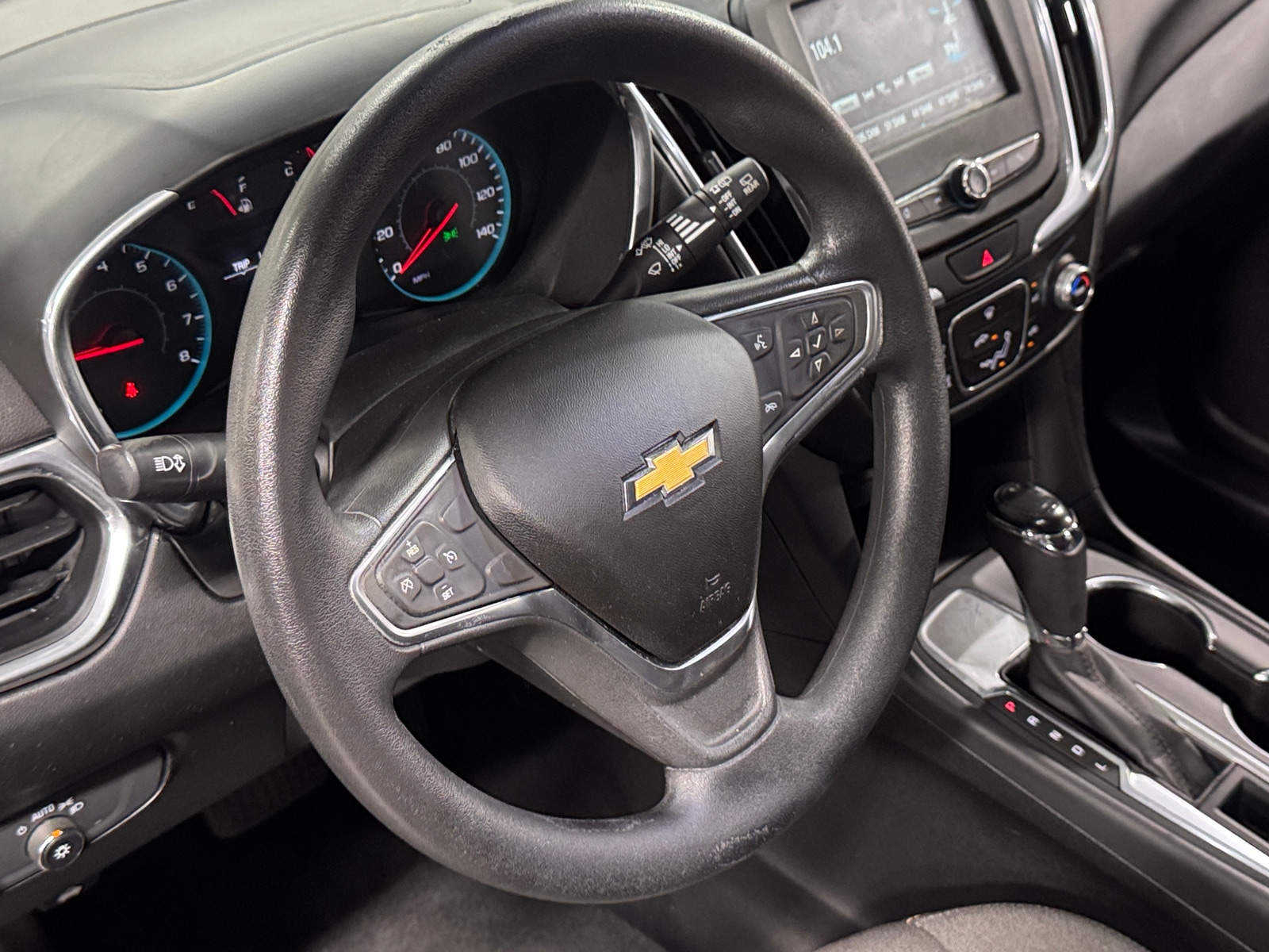 Thumbnail: 2018 Chevrolet Equinox - 5