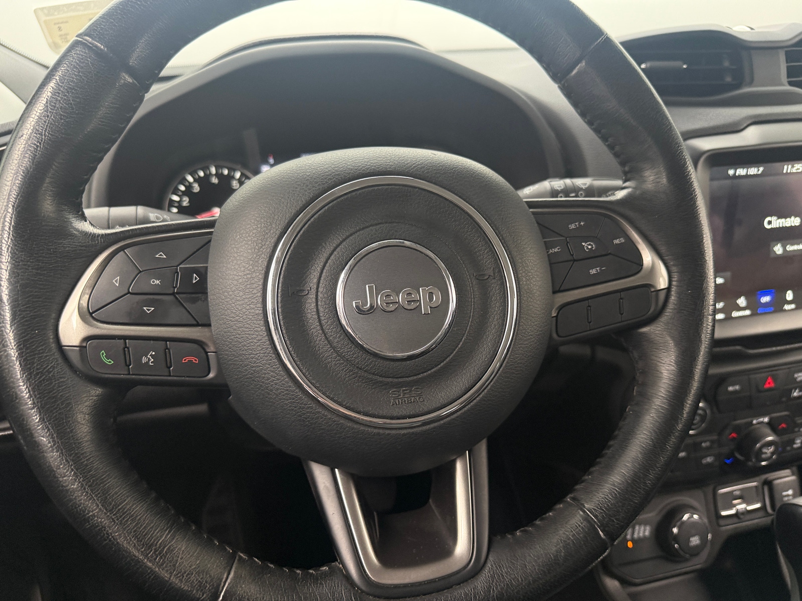 Thumbnail: 2021 Jeep Renegade - 4