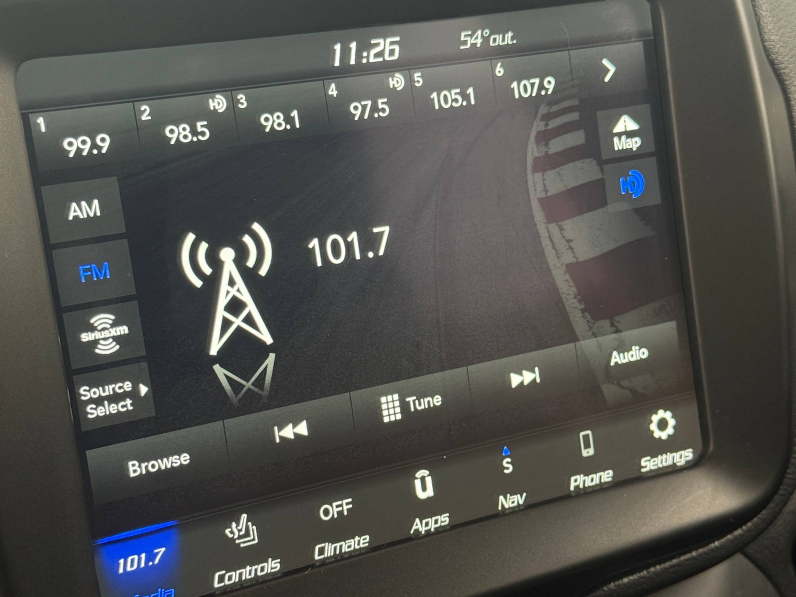 Thumbnail: 2021 Jeep Renegade - 3