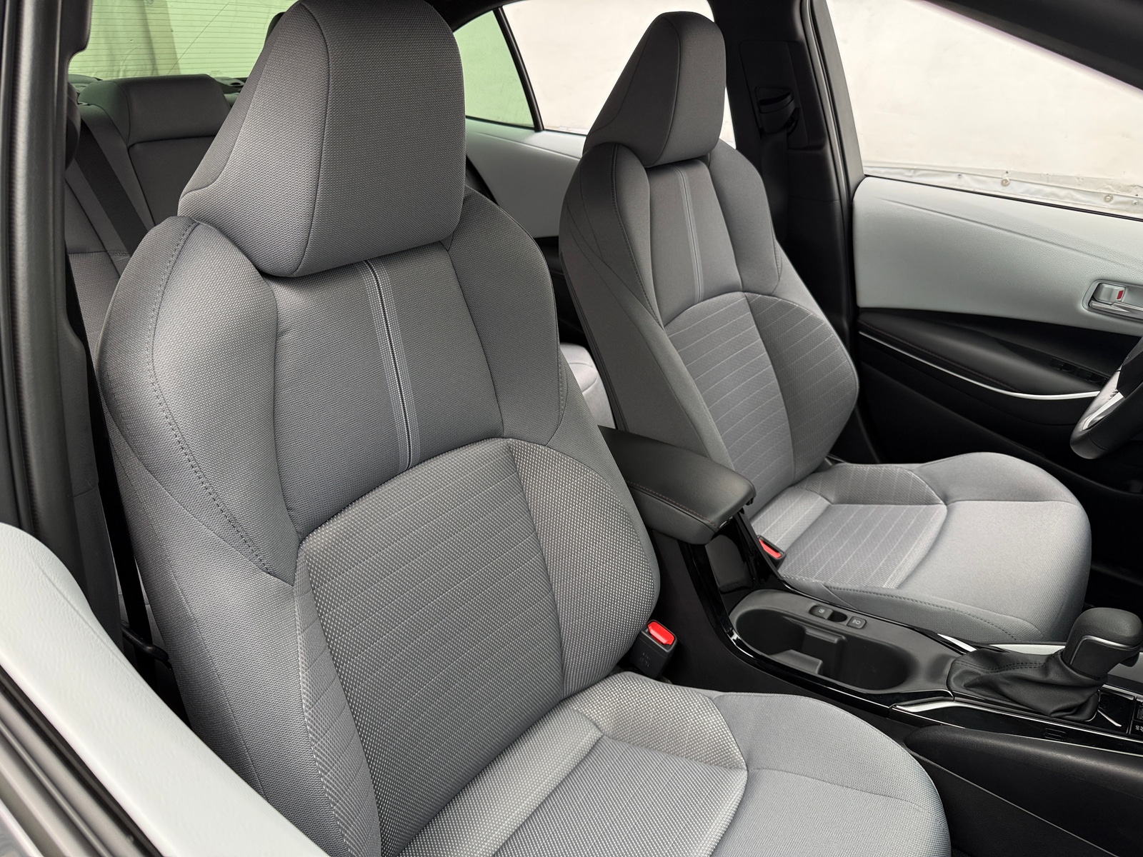 Thumbnail: 2025 Toyota Corolla - 2