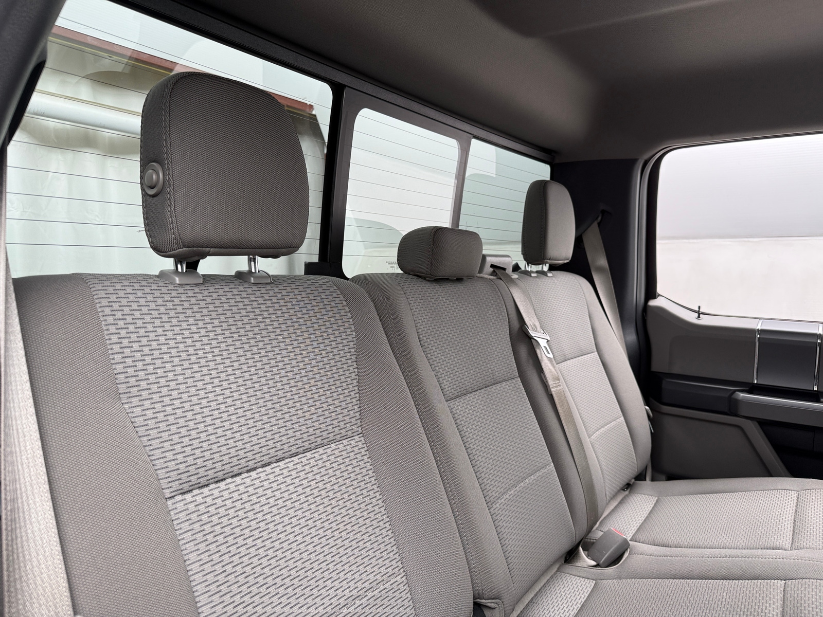 Thumbnail: 2017 Ford Econoline - 6