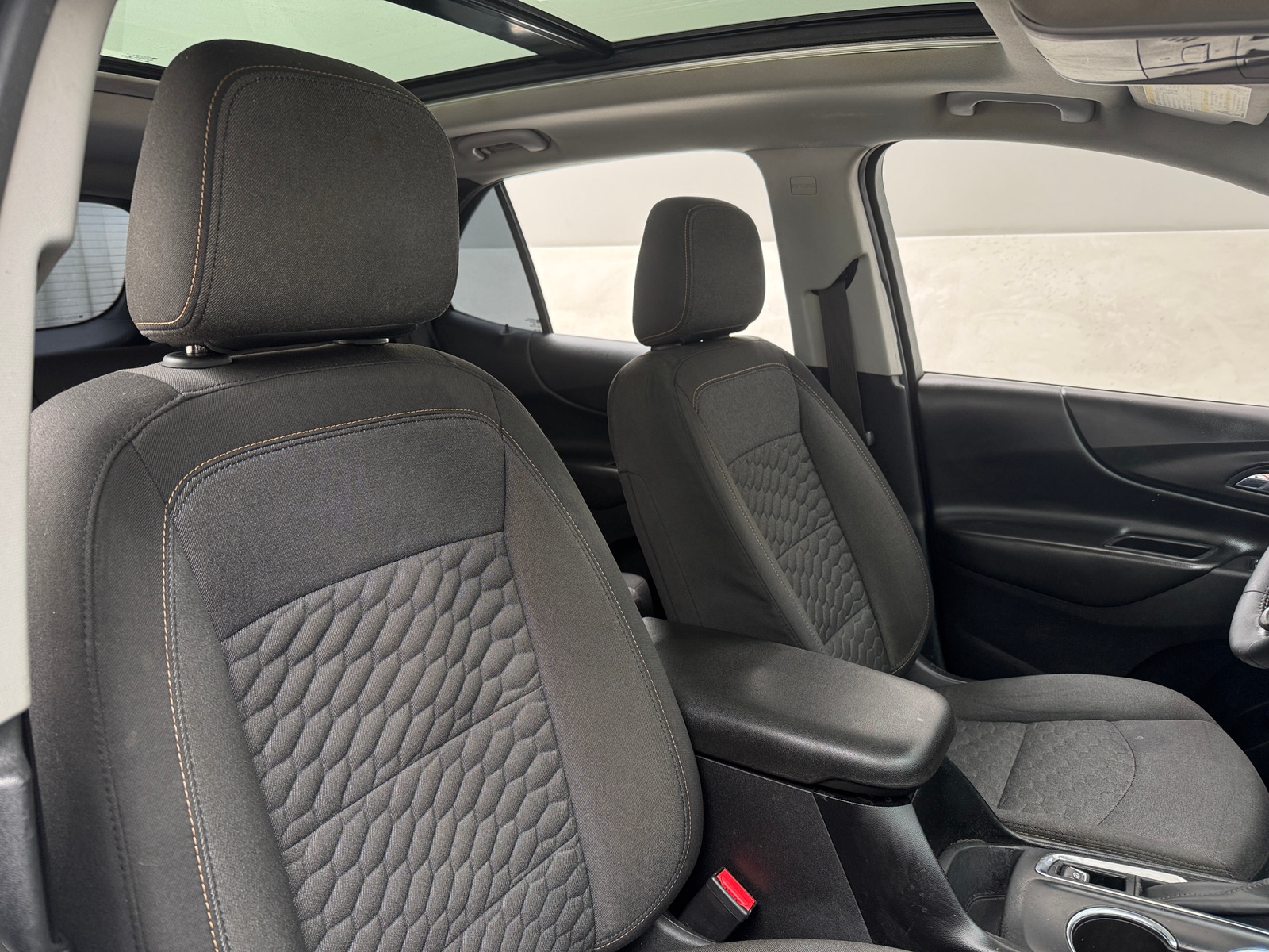 Thumbnail: 2018 Chevrolet Equinox - 2