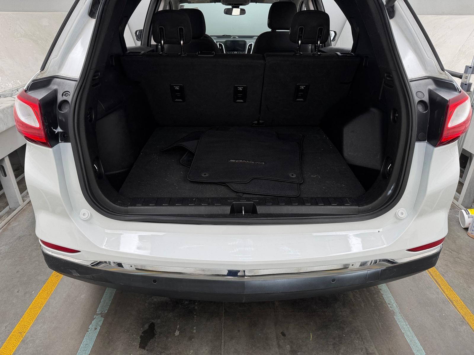 Thumbnail: 2018 Chevrolet Equinox - 7