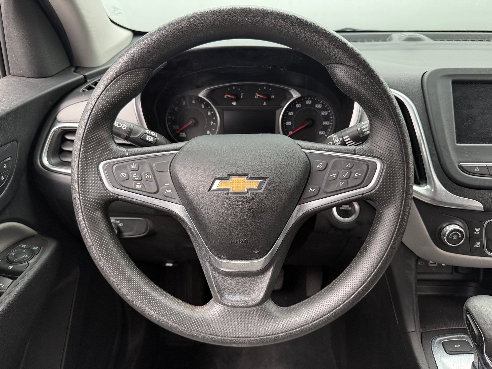 Thumbnail: 2022 Chevrolet Equinox - 5