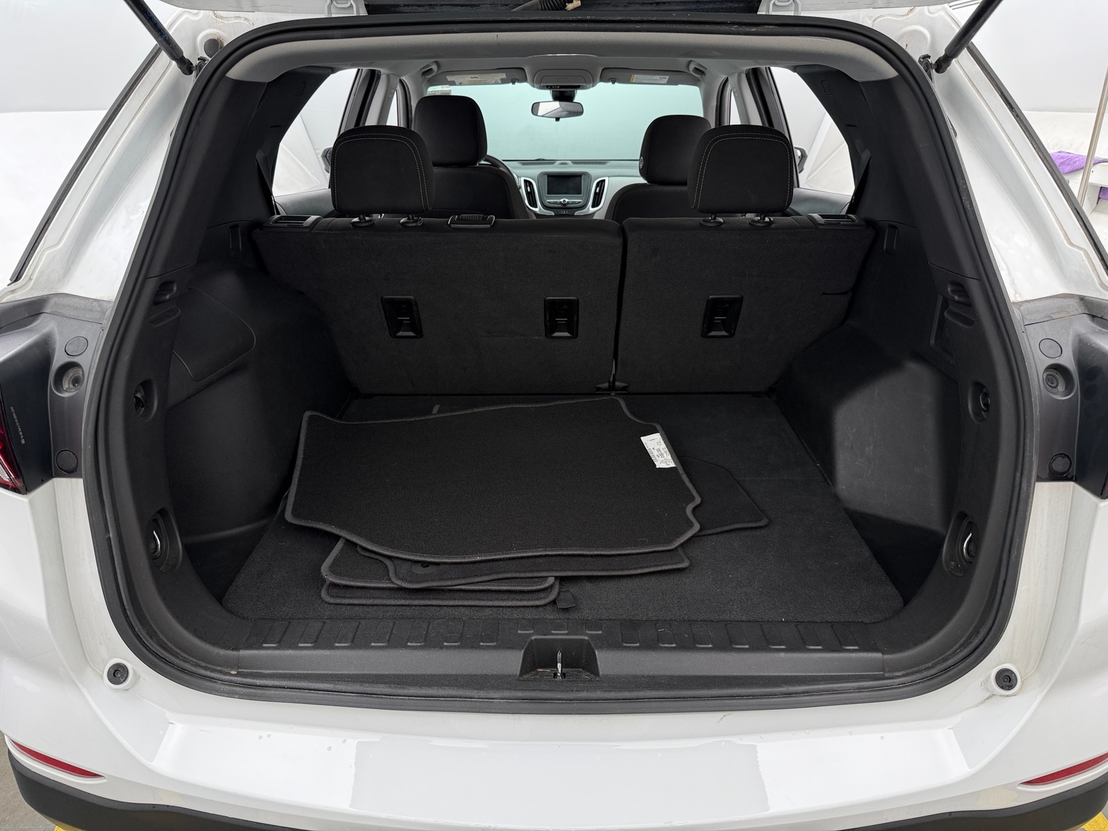 Thumbnail: 2022 Chevrolet Equinox - 7