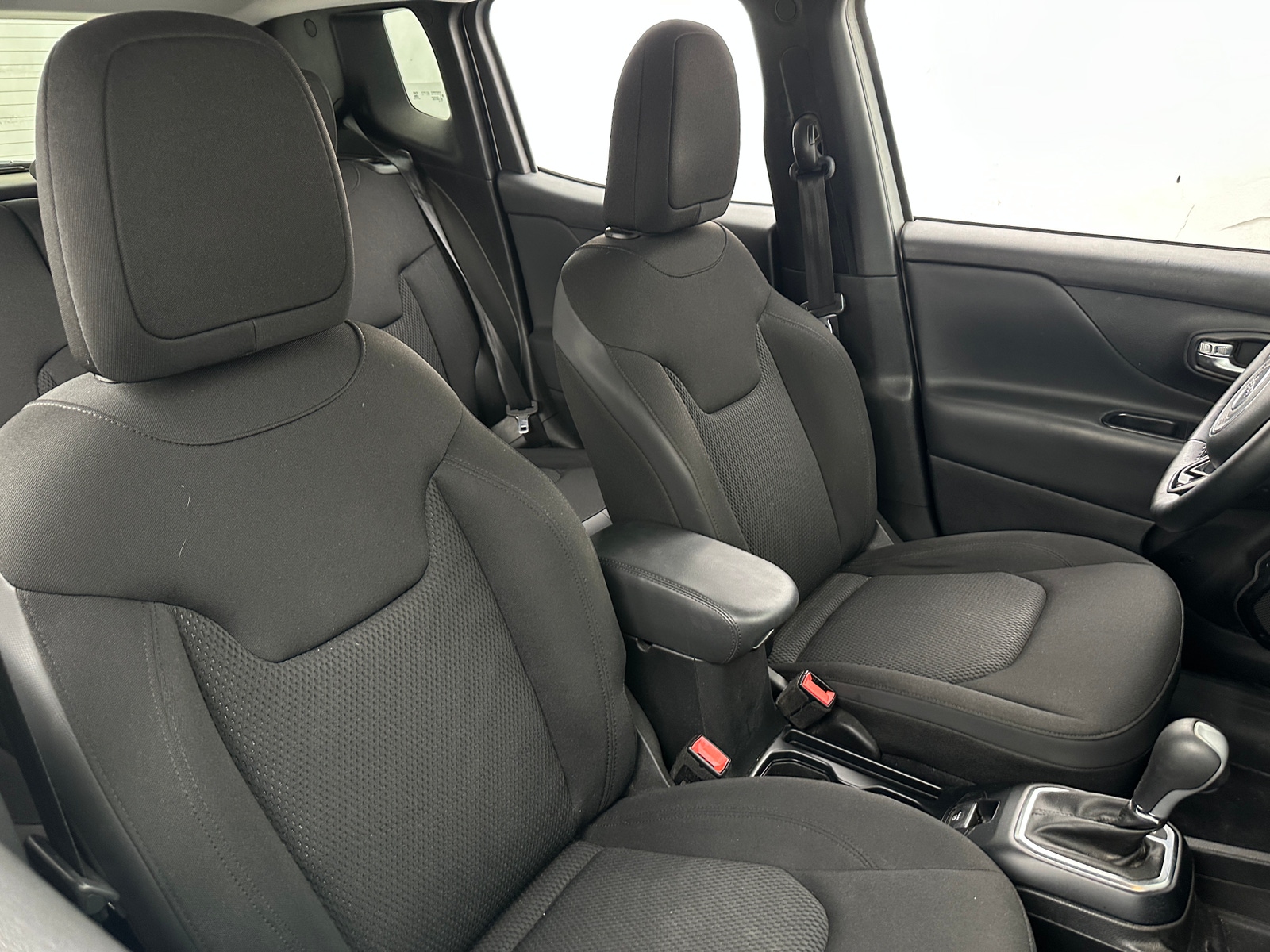 Thumbnail: 2018 Jeep Renegade - 2