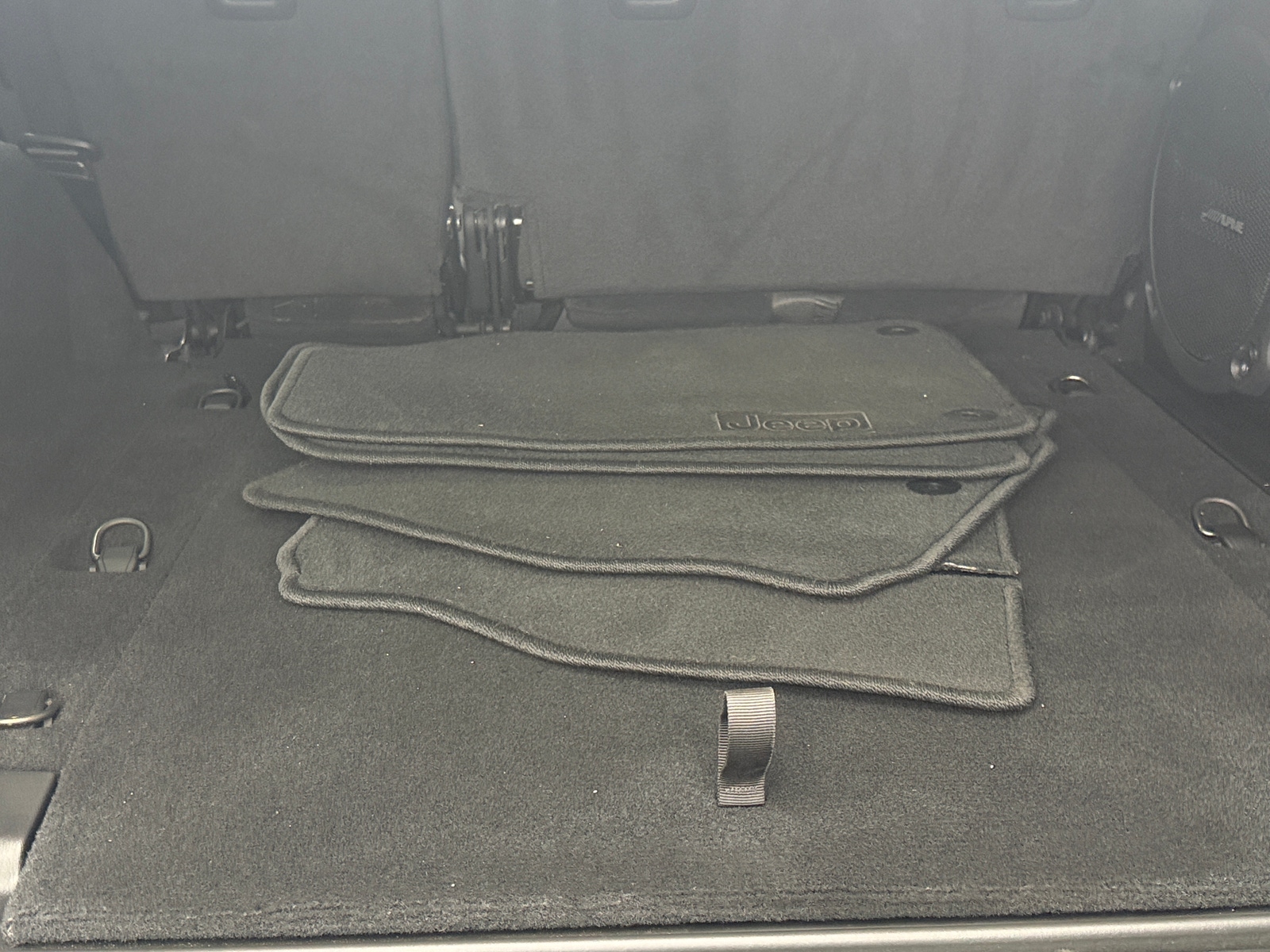 Thumbnail: 2022 Jeep Wrangler - 7