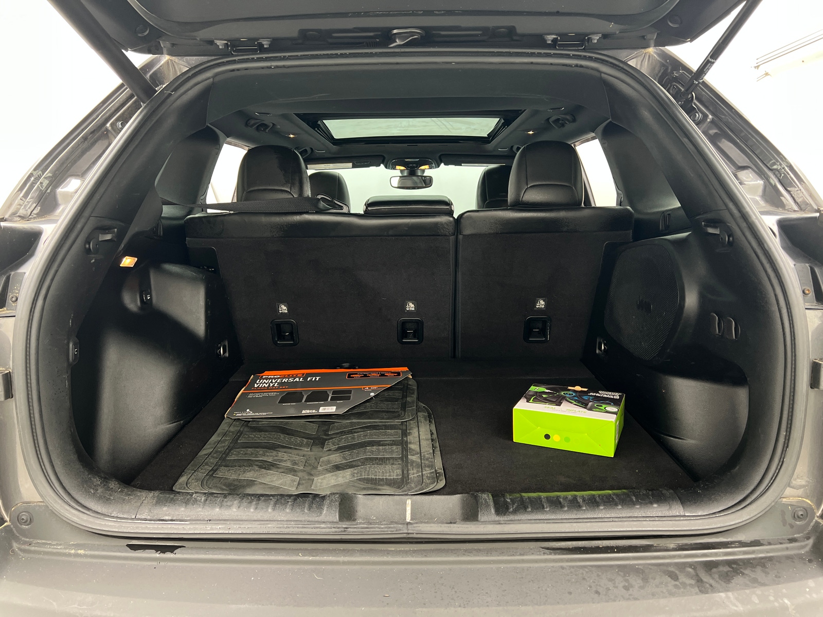 Thumbnail: 2020 Jeep Cherokee - 6