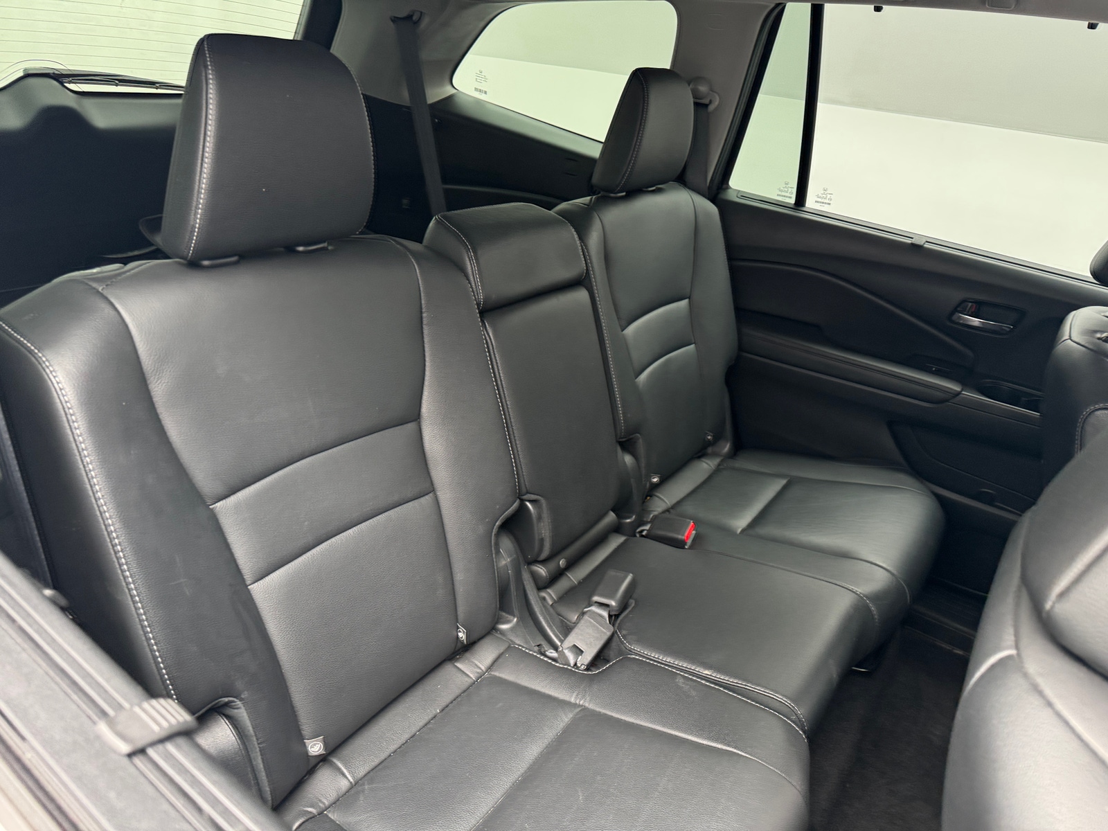 Thumbnail: 2016 Honda Pilot - 4