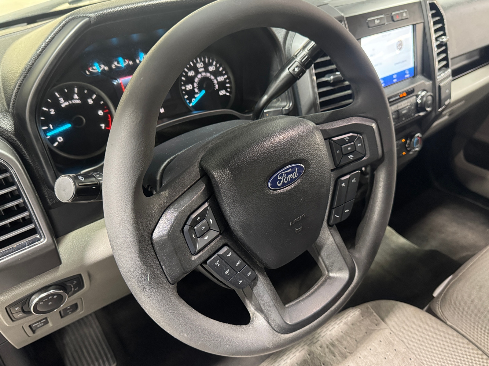 Thumbnail: 2020 Ford Econoline - 5