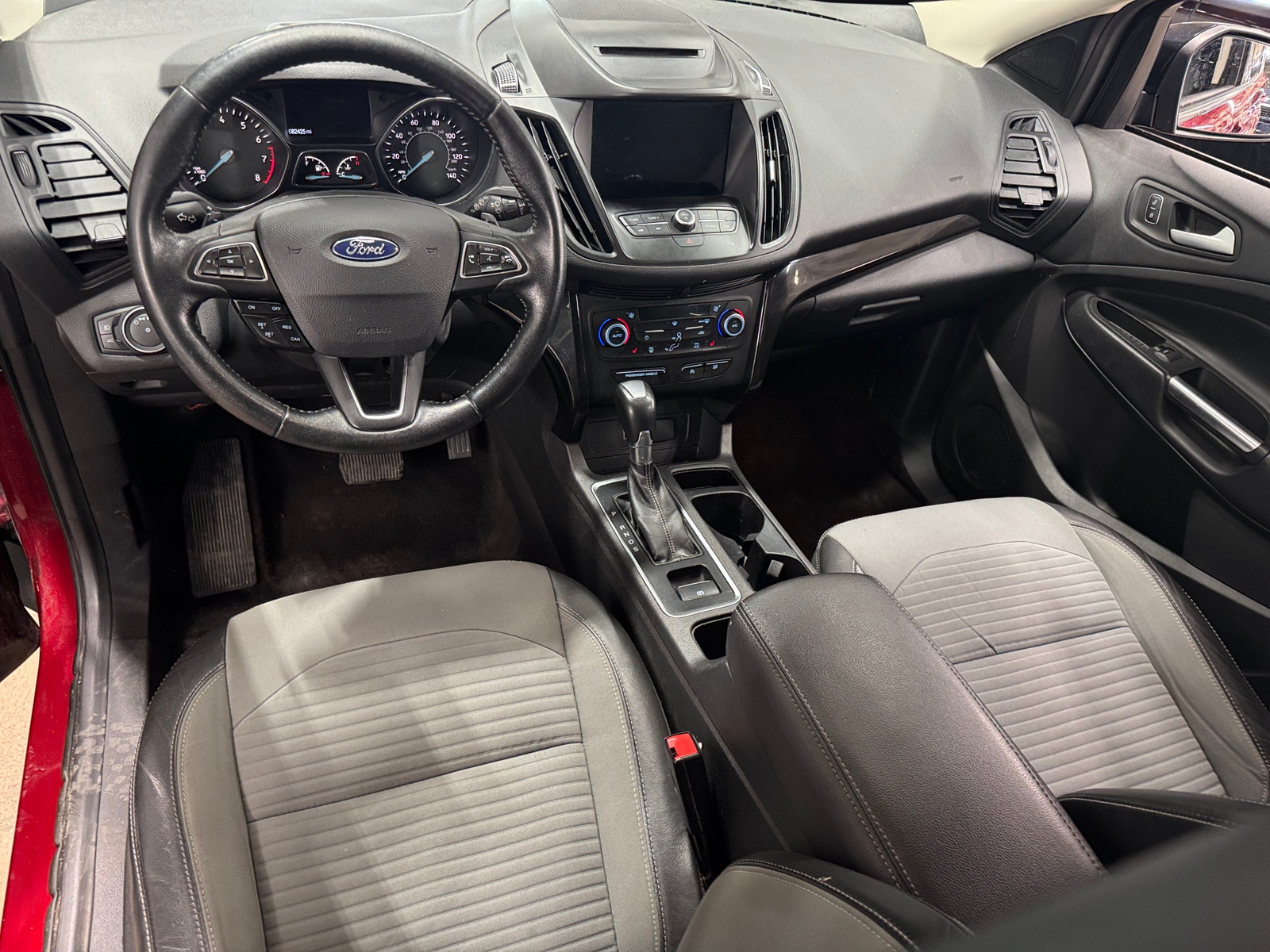 Thumbnail: 2018 Ford Escape - 2