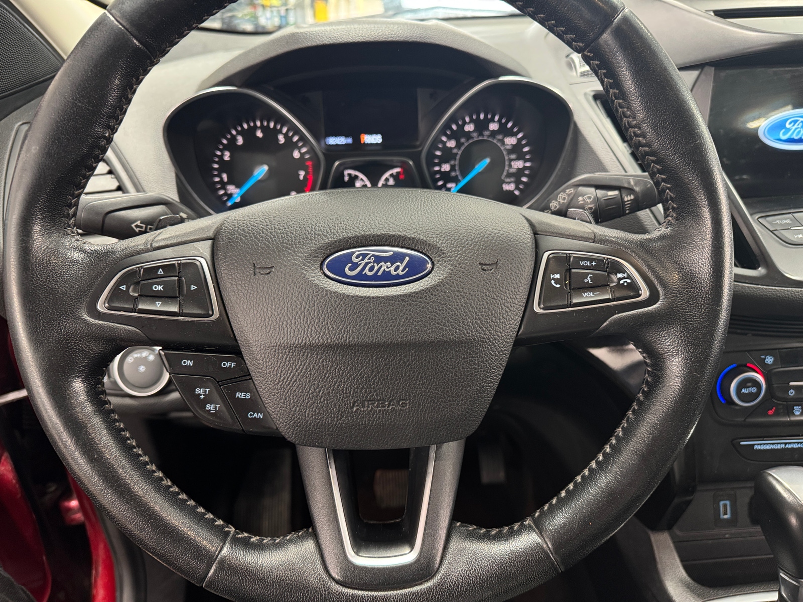 Thumbnail: 2018 Ford Escape - 4