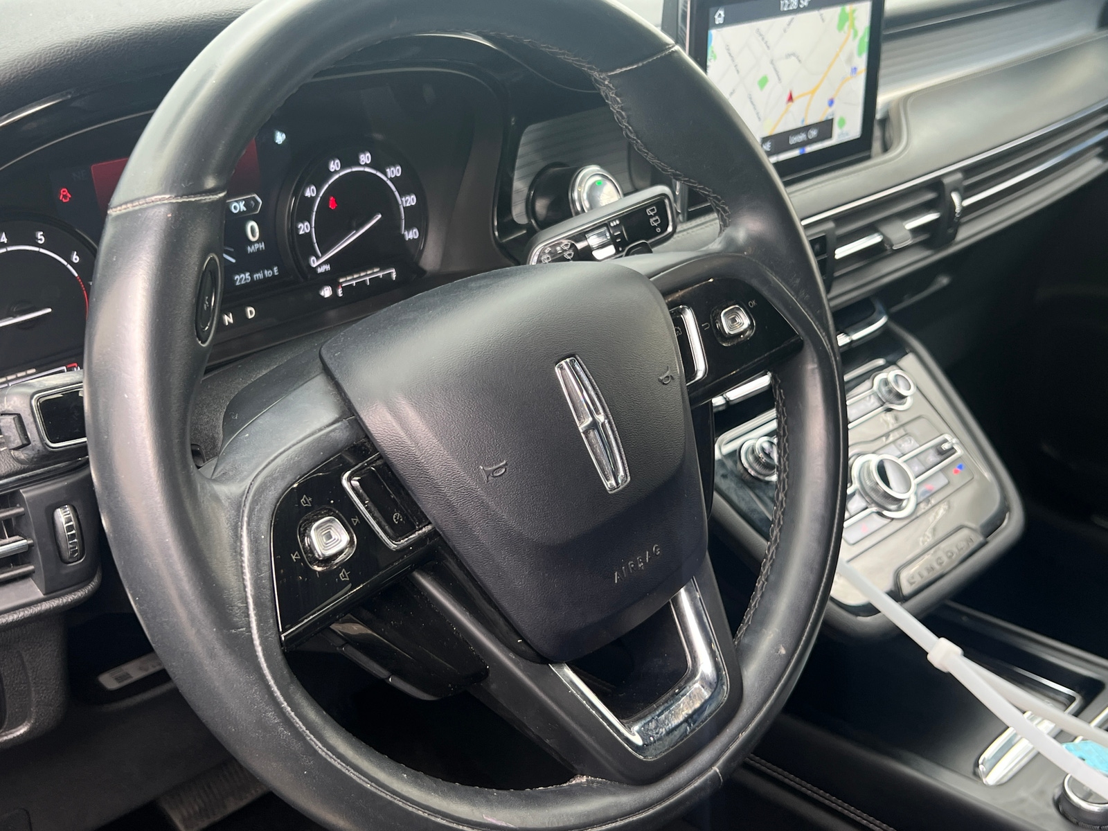 Thumbnail: 2020 Lincoln Corsair - 4