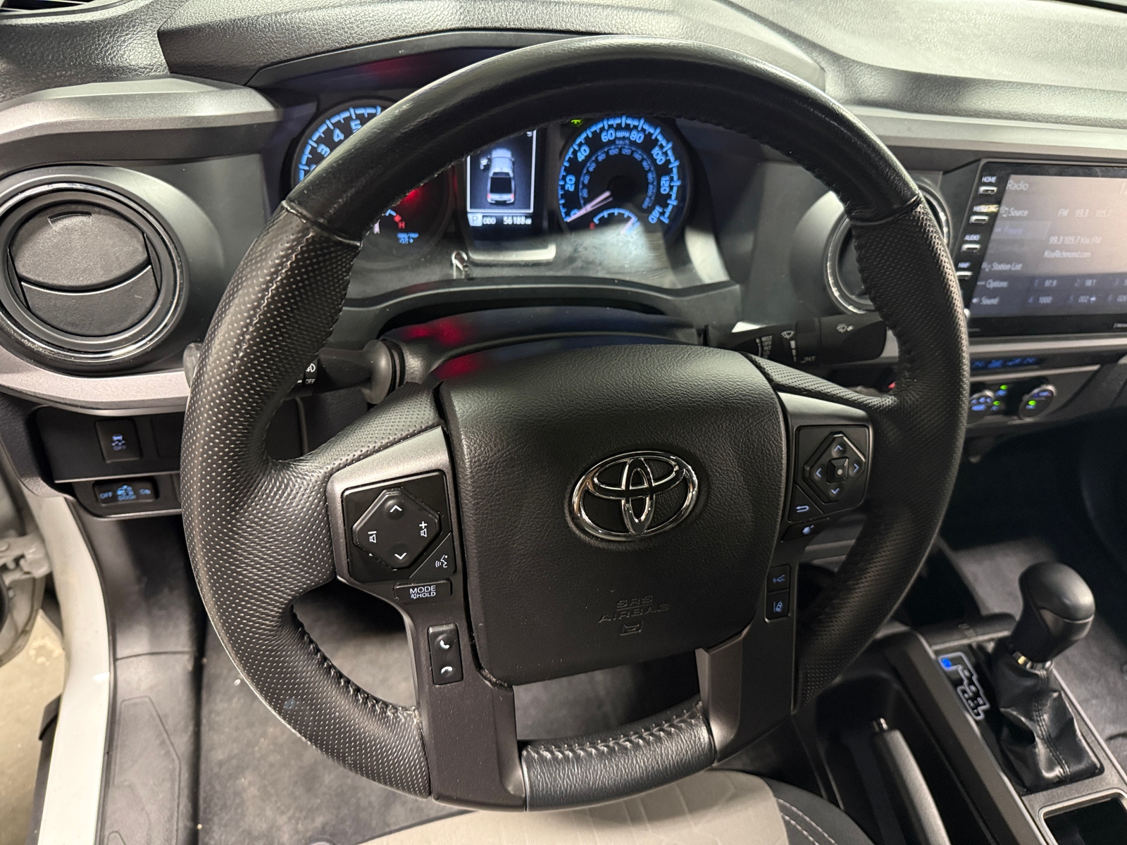 Thumbnail: 2022 Toyota Tacoma - 5