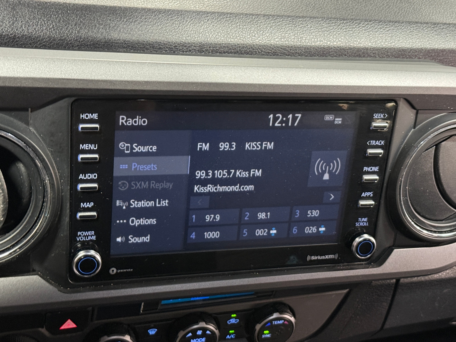 Thumbnail: 2022 Toyota Tacoma - 4