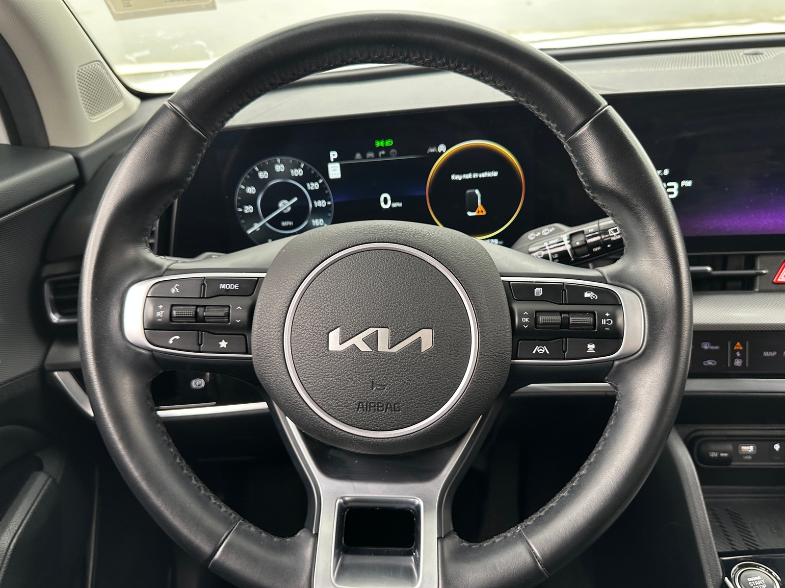 Thumbnail: 2023 Kia Sportage - 4