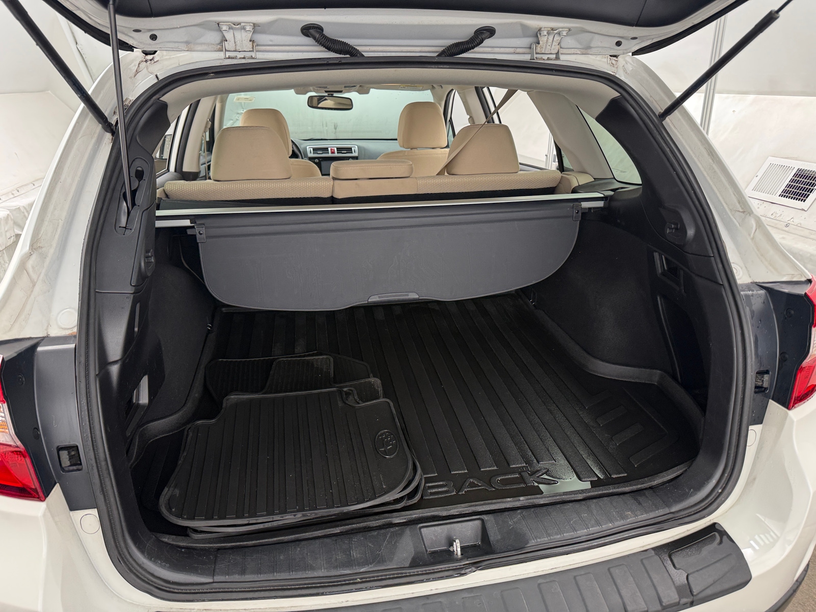 Thumbnail: 2016 Subaru Outback - 7