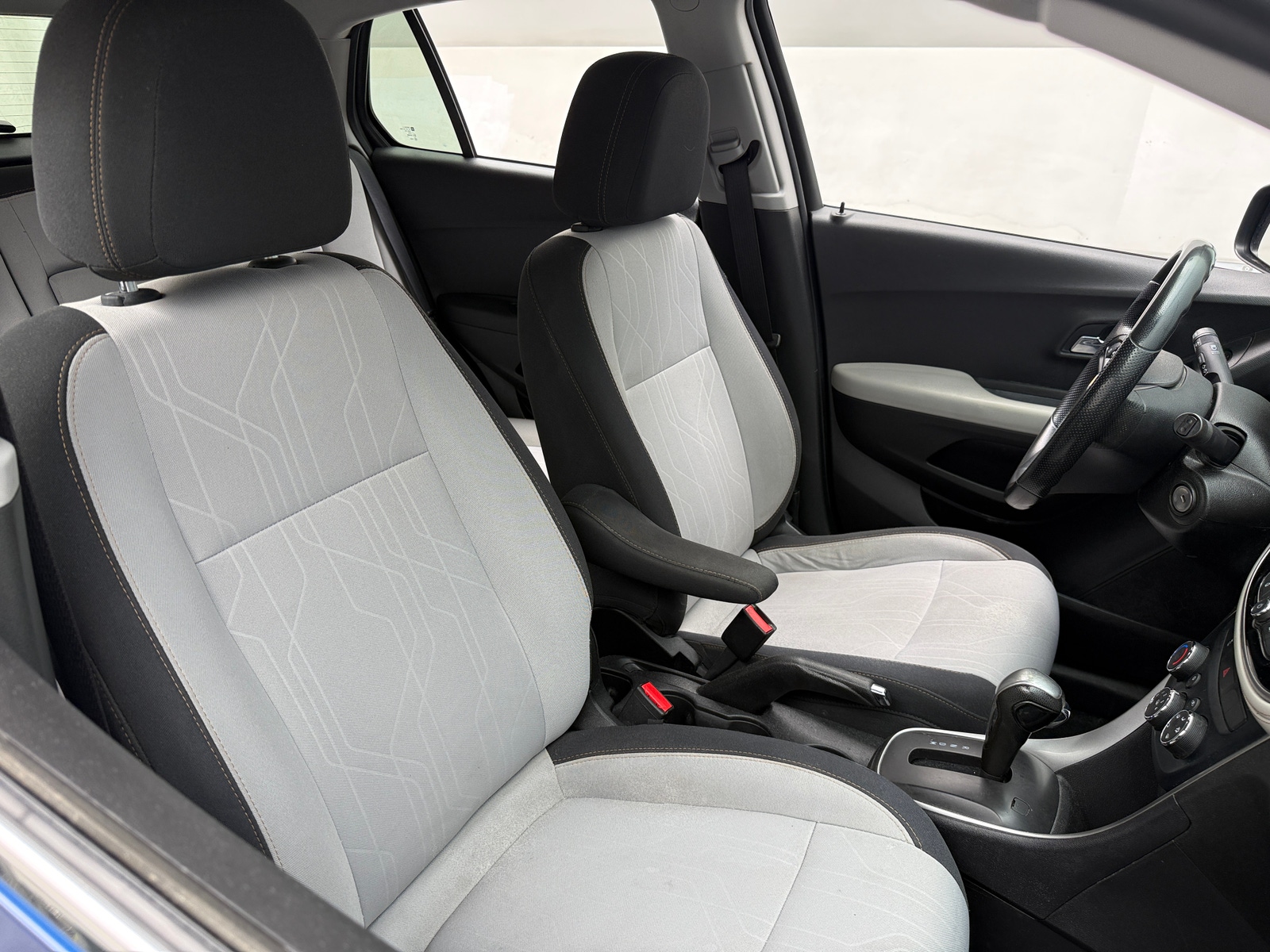 Thumbnail: 2019 Chevrolet Trax - 2