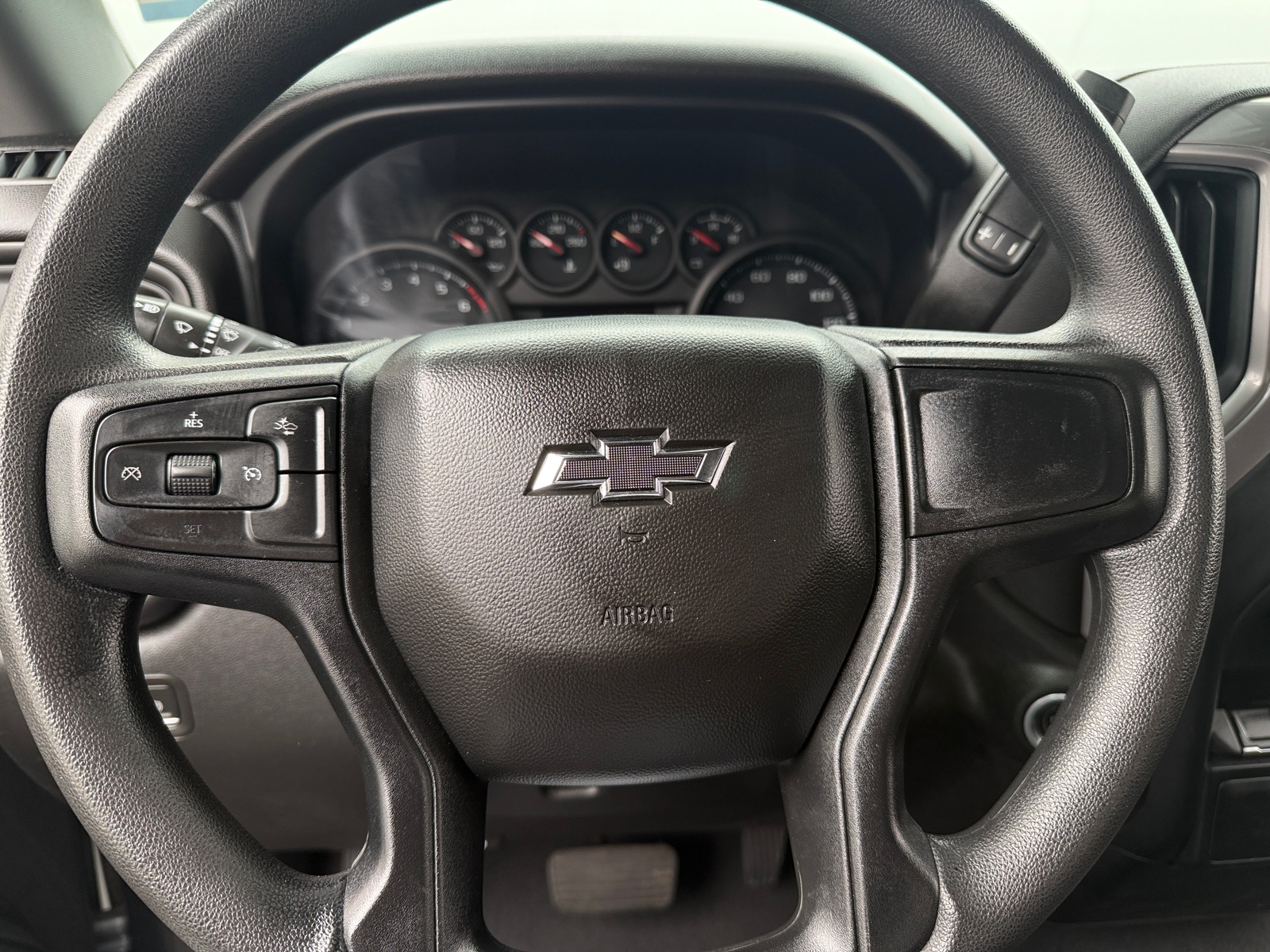 Thumbnail: 2023 Chevrolet Silverado 1500 - 5