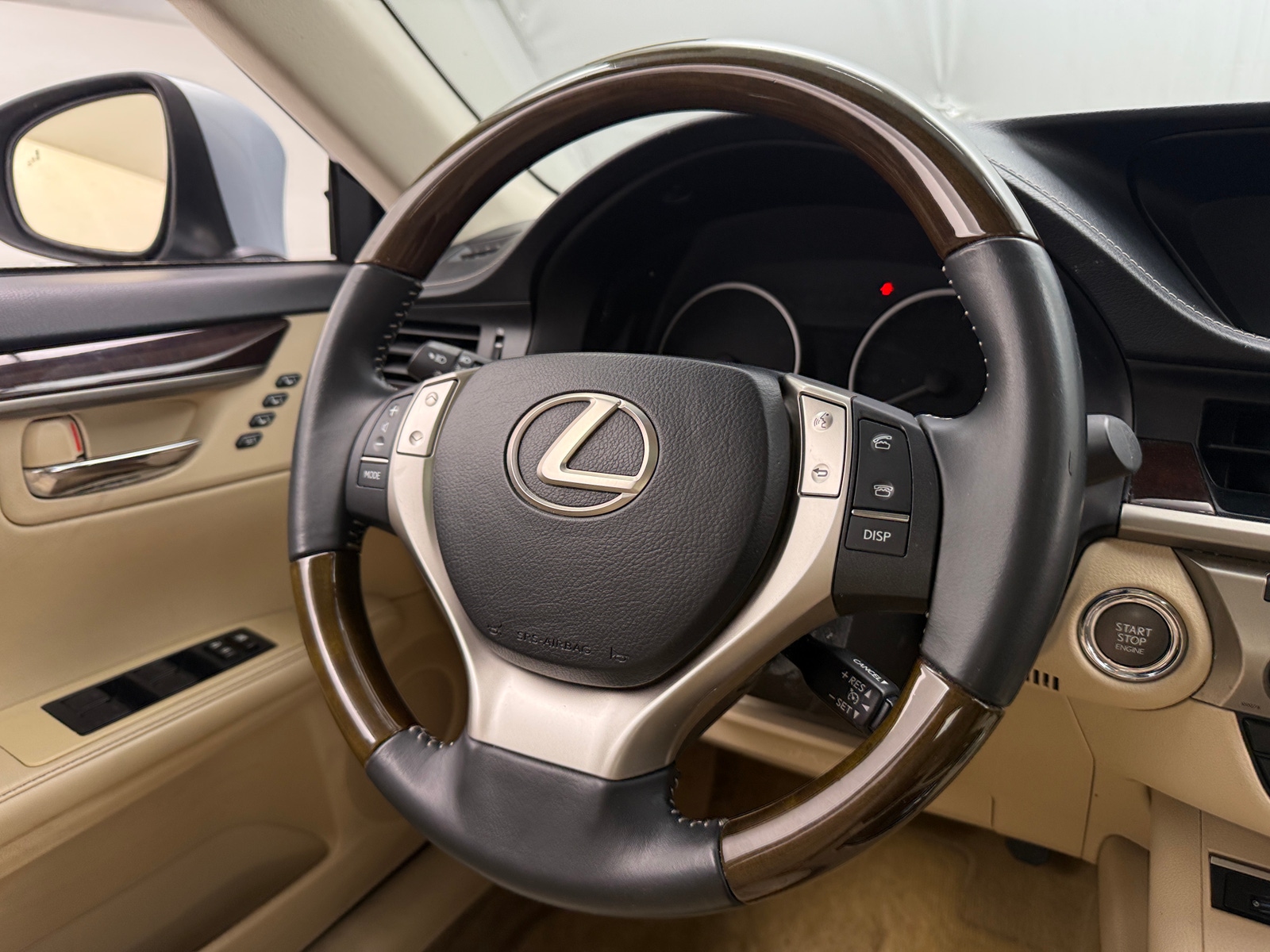 Thumbnail: 2013 Lexus ES - 4