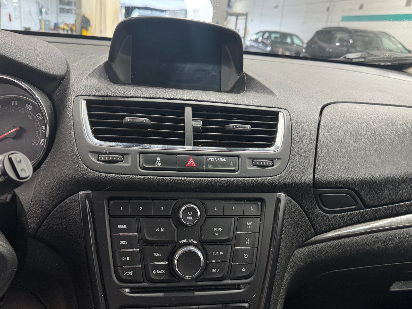 Thumbnail: 2015 Buick Encore - 4