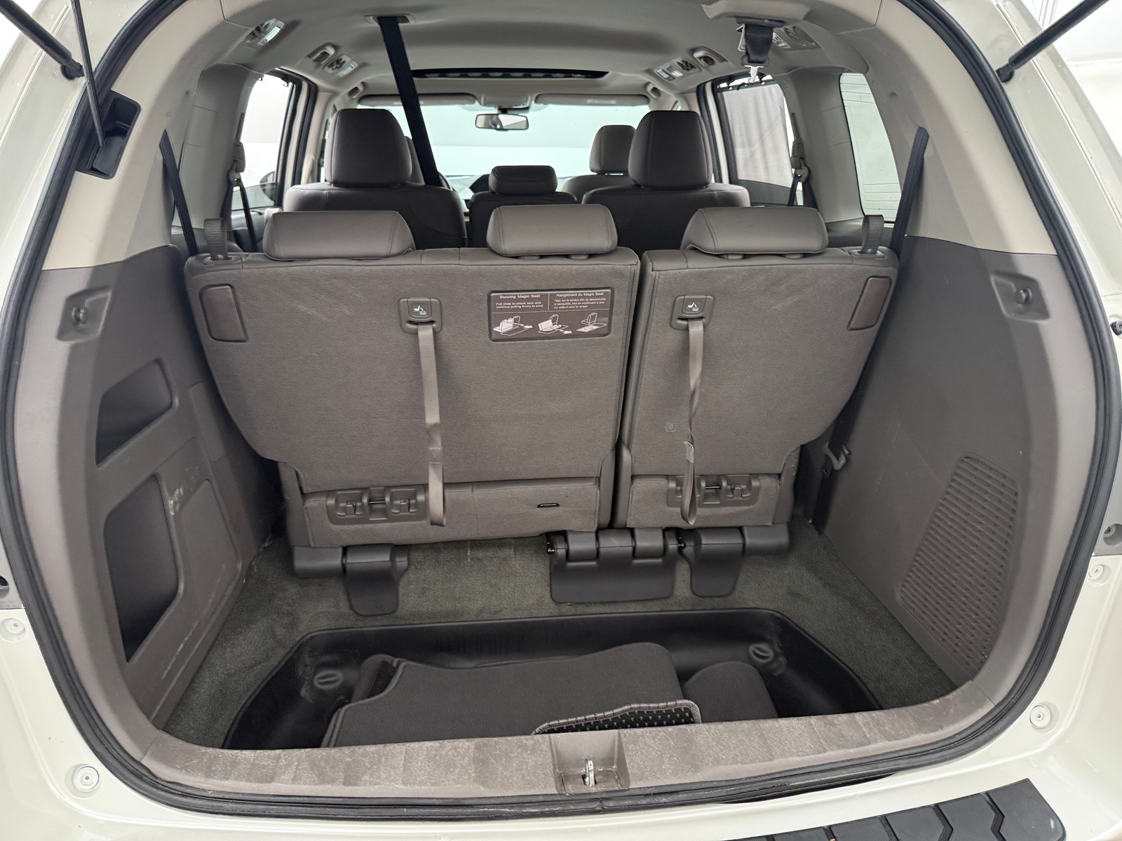 Thumbnail: 2015 Honda Odyssey - 6