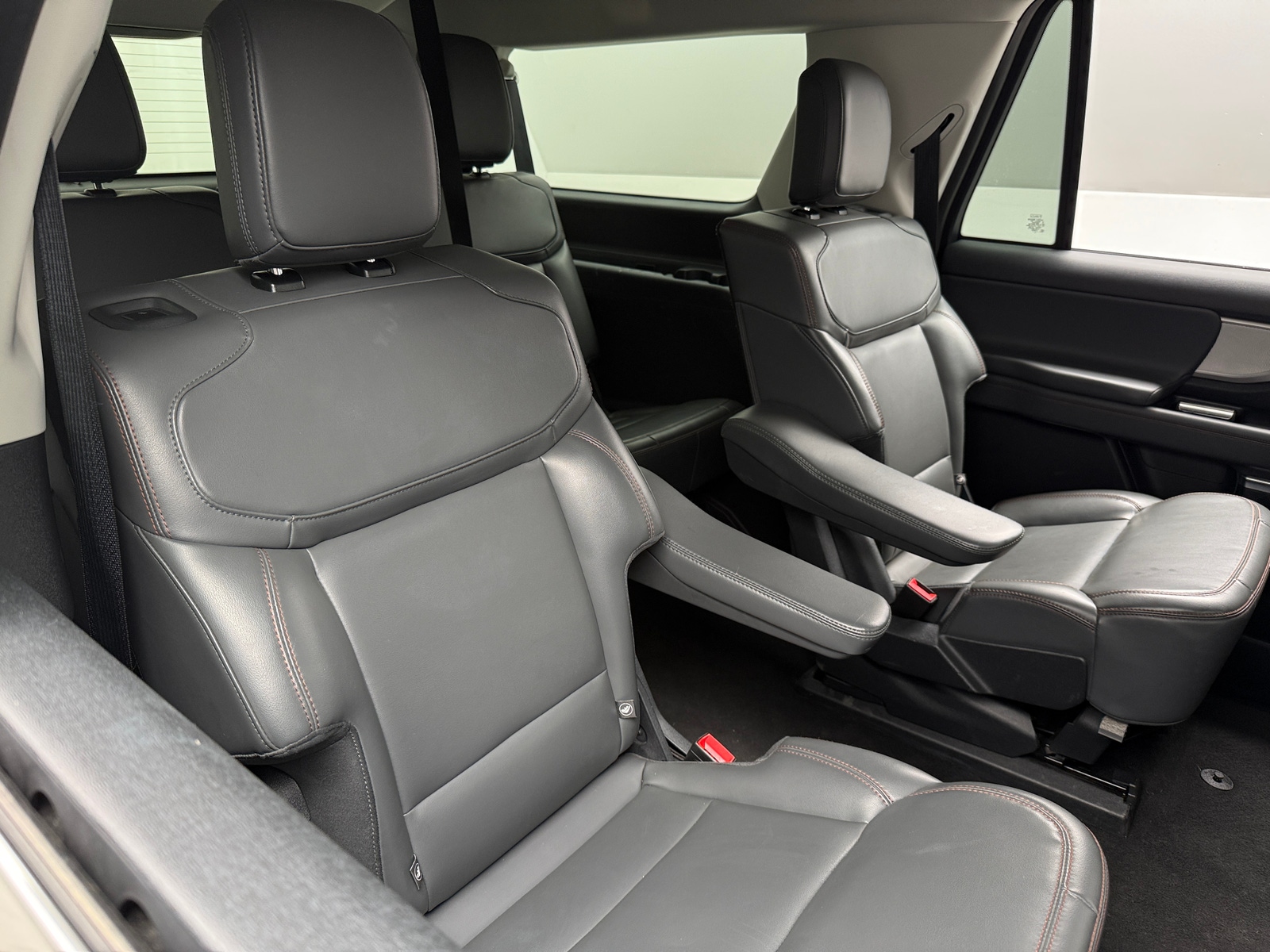 Thumbnail: 2025 Ford Expedition MAX - 6