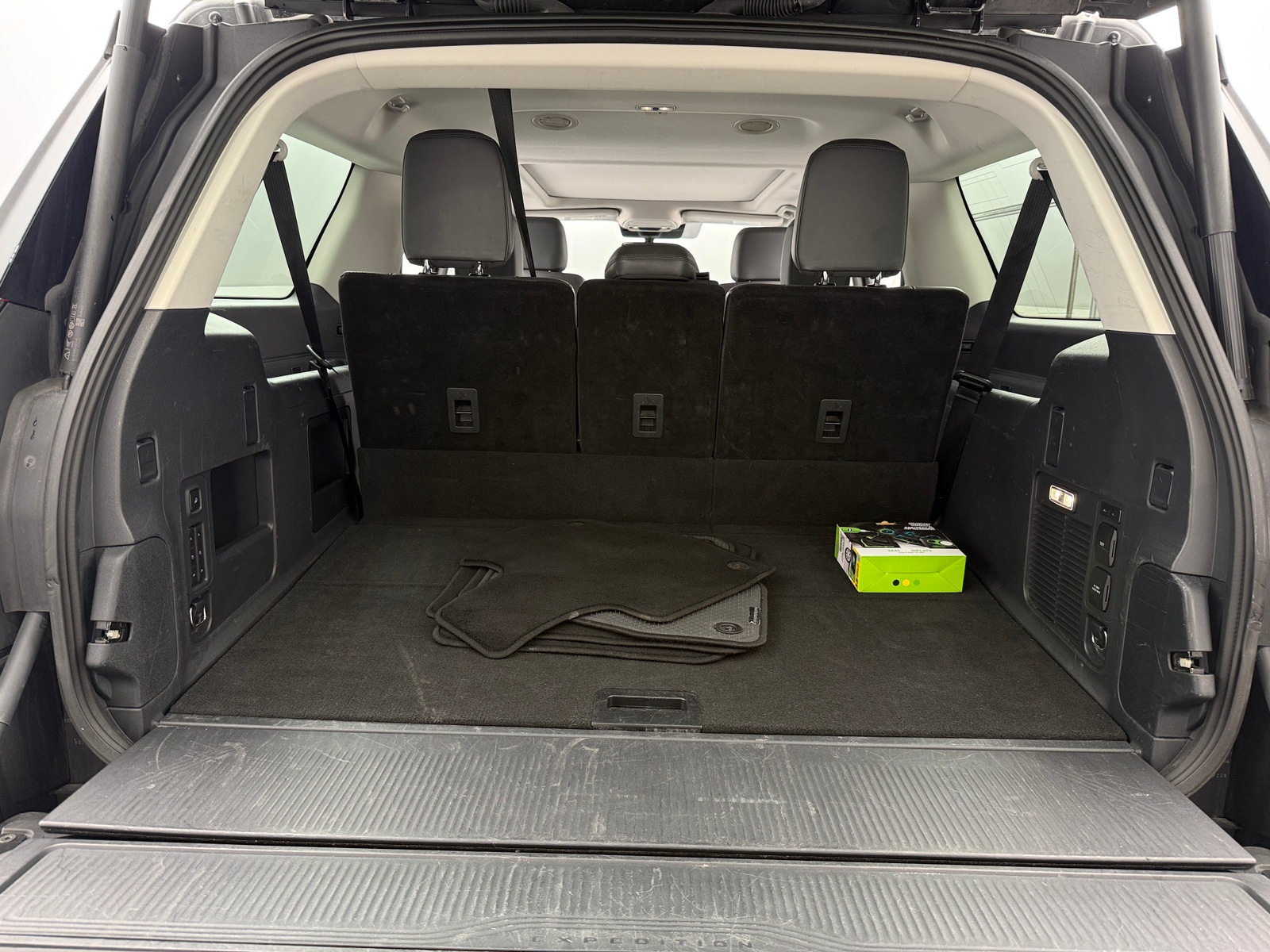 Thumbnail: 2025 Ford Expedition MAX - 7